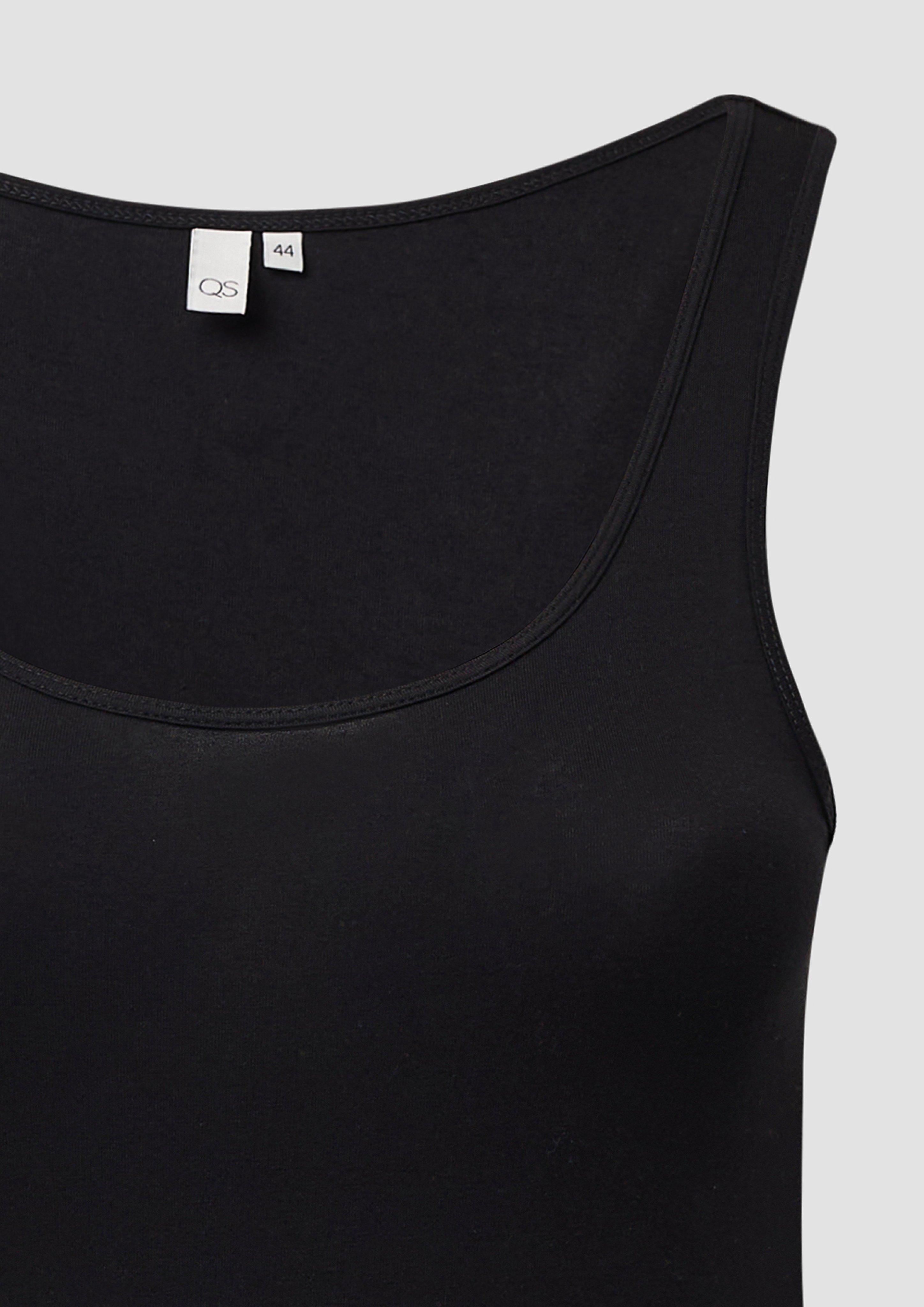 T-shirt in 9999 & 0100