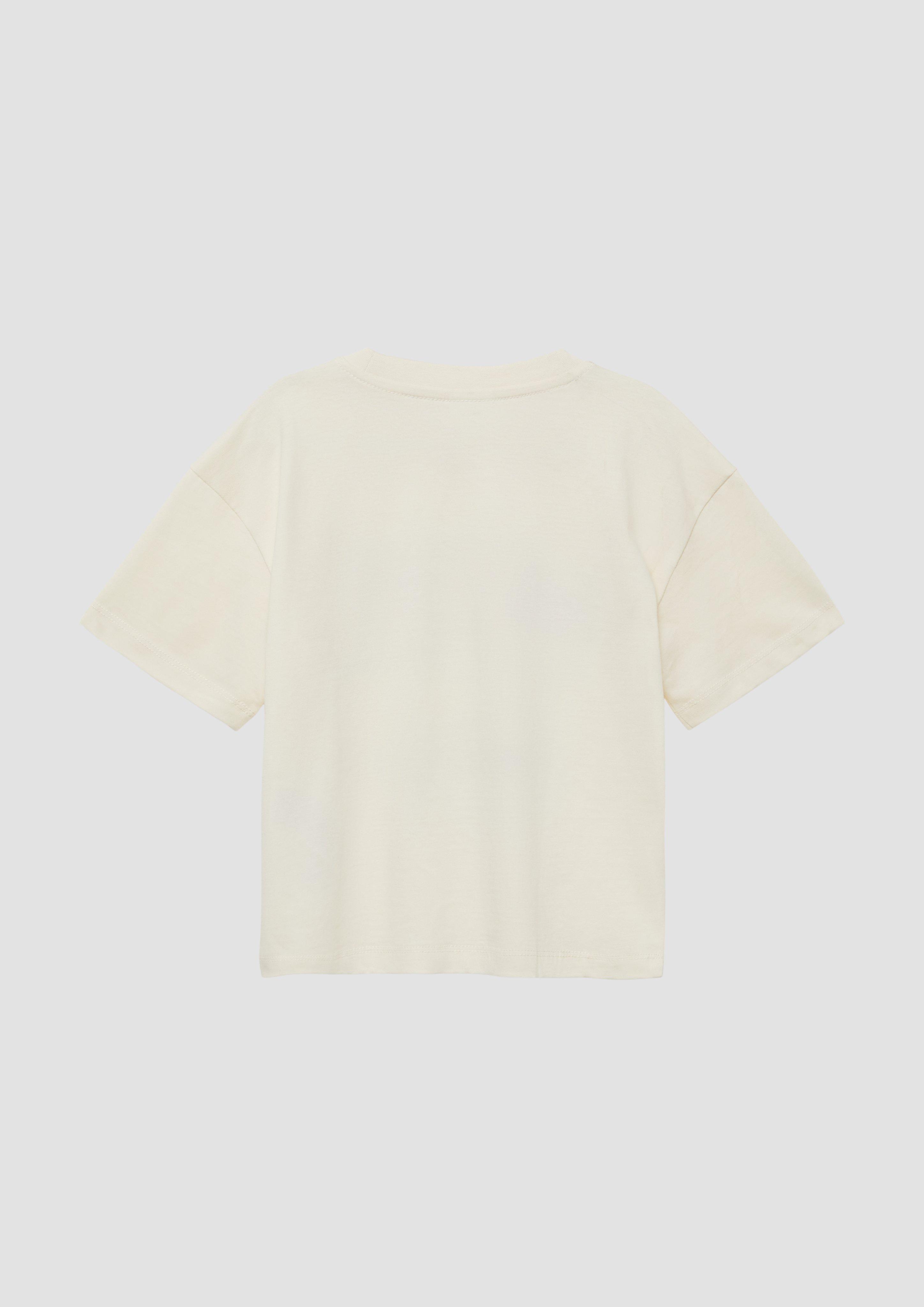 T-Shirt in 0401, 5952 & 7948