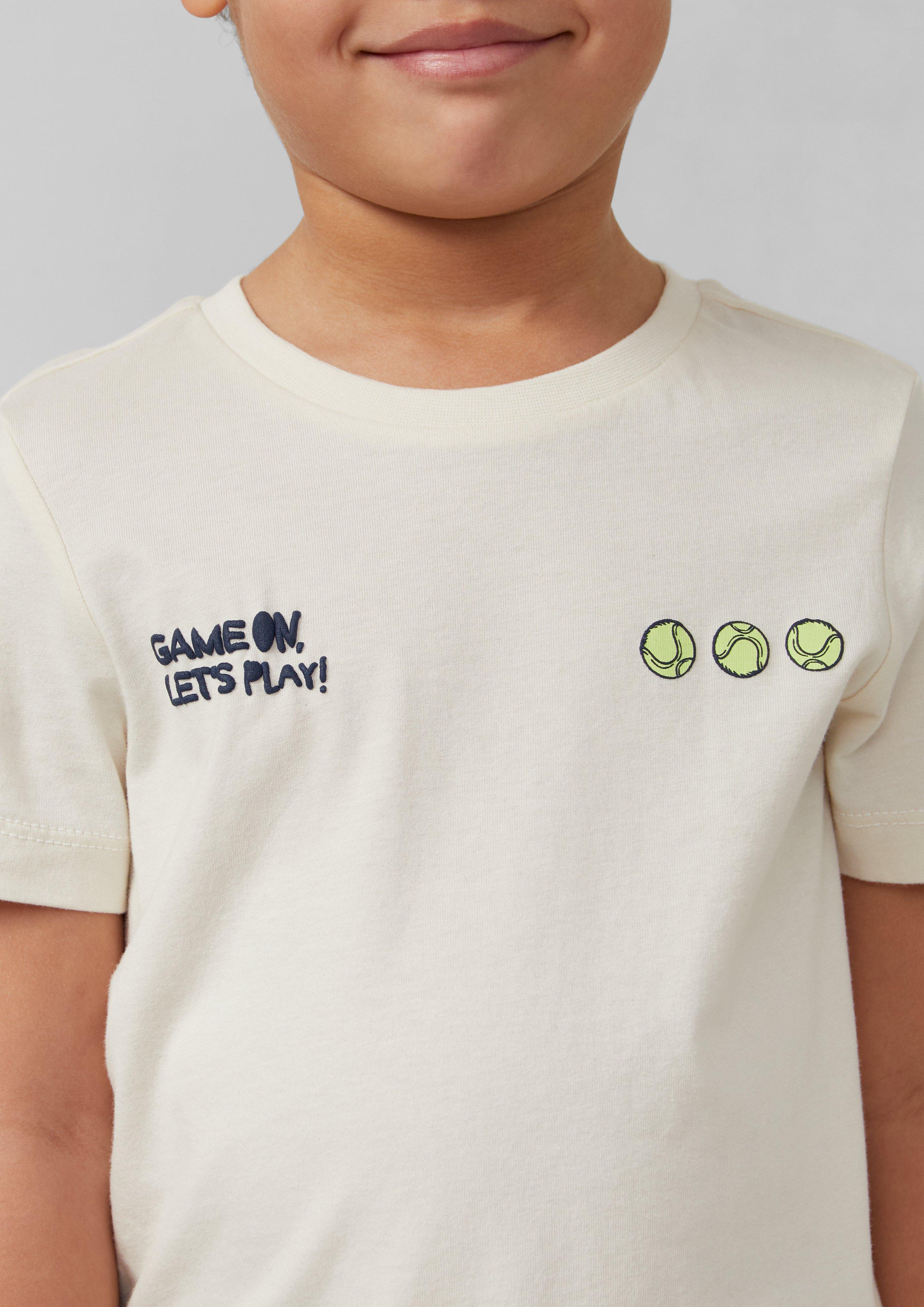 T-Shirt in 0401, 7137 & 5952