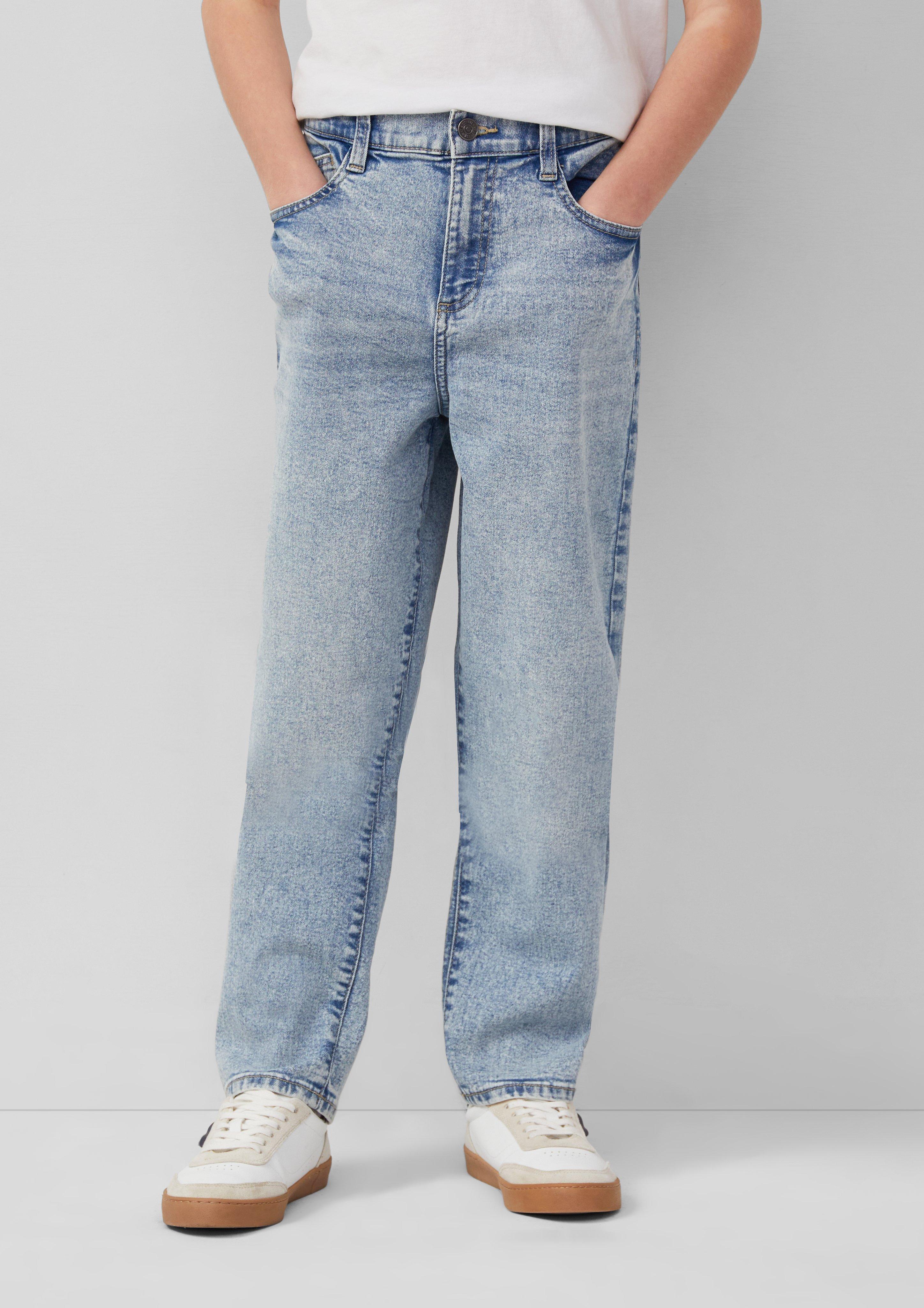 Jeans Toni / Relaxed Fit / Mid Rise / Tapered Leg