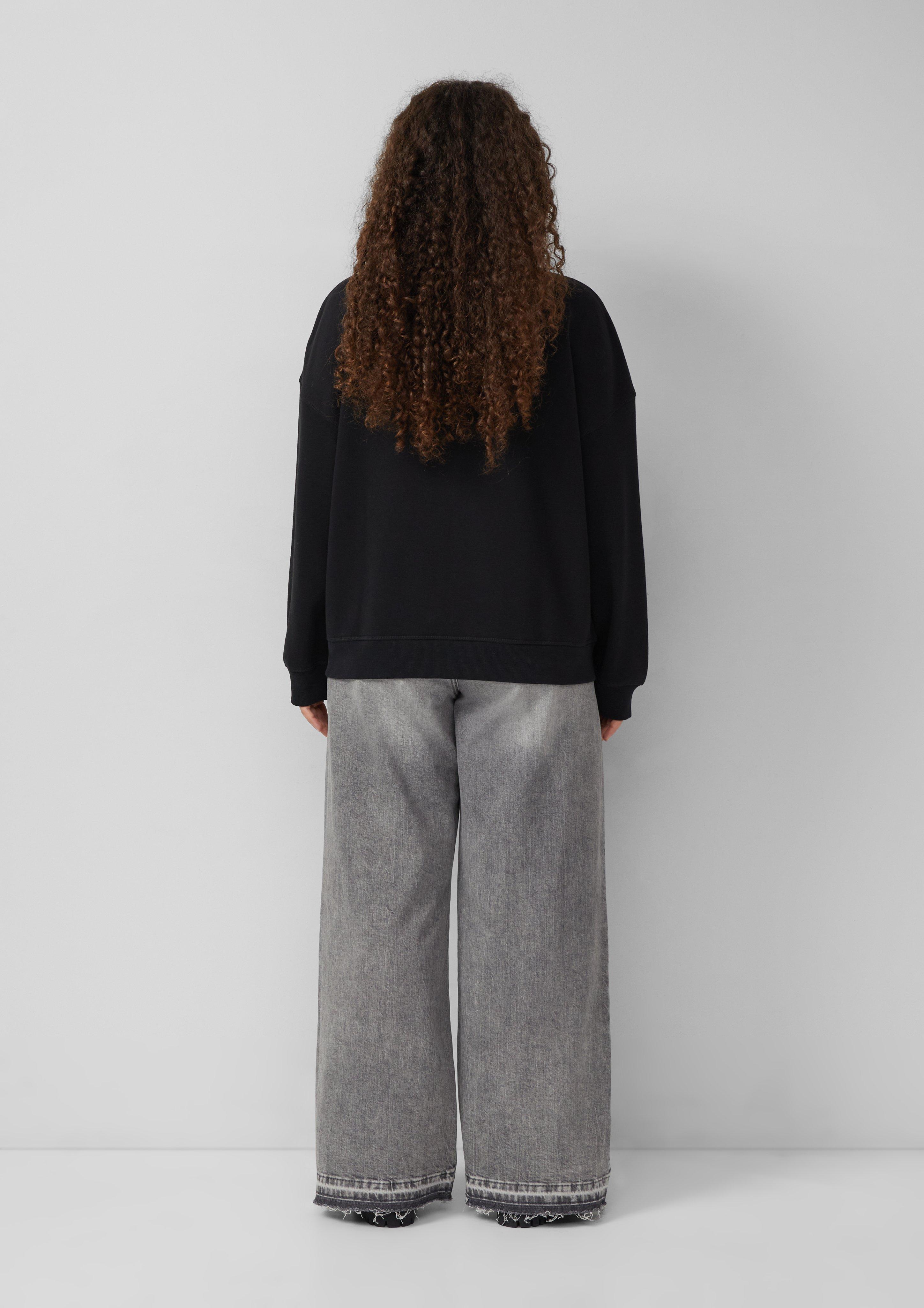 Sweatshirt in 9999 &amp; 3900