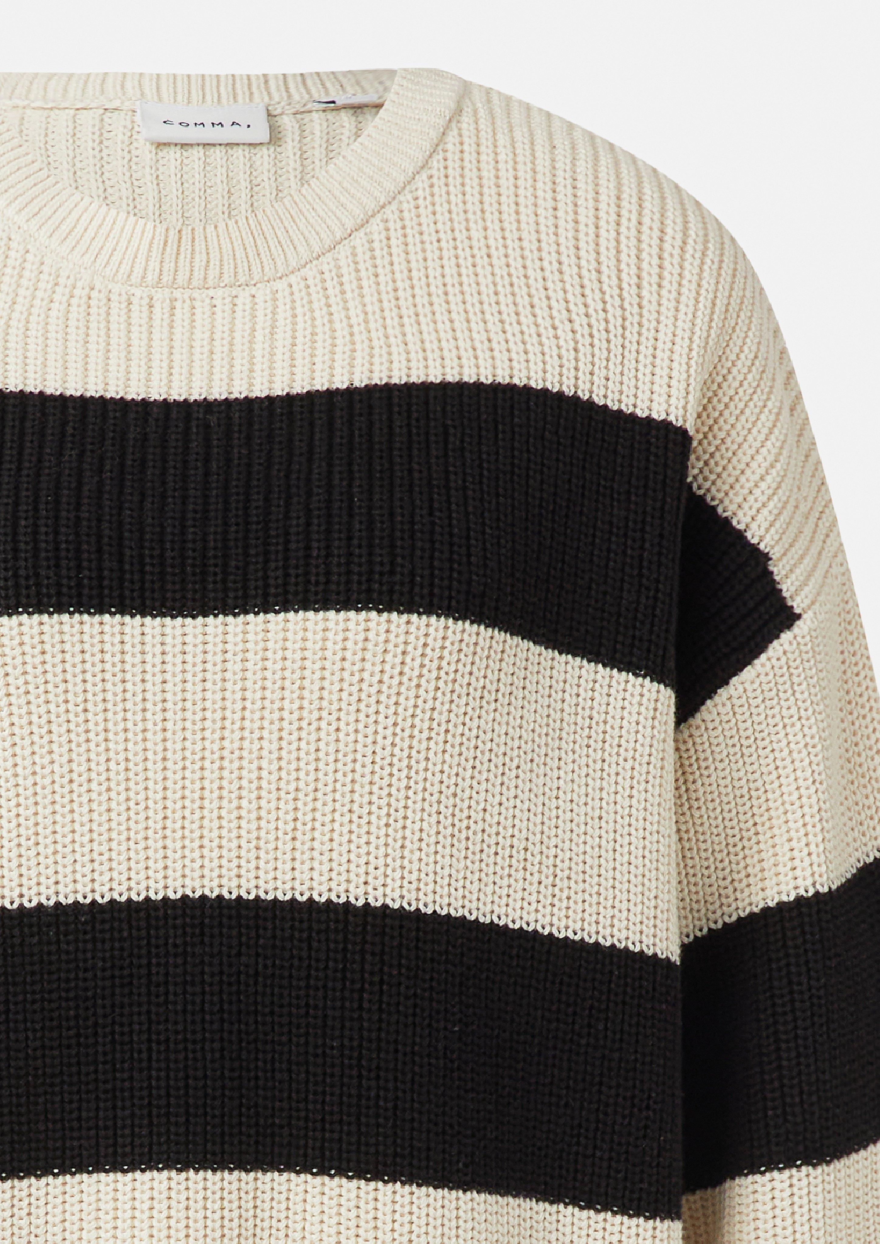Knitted pullover in 