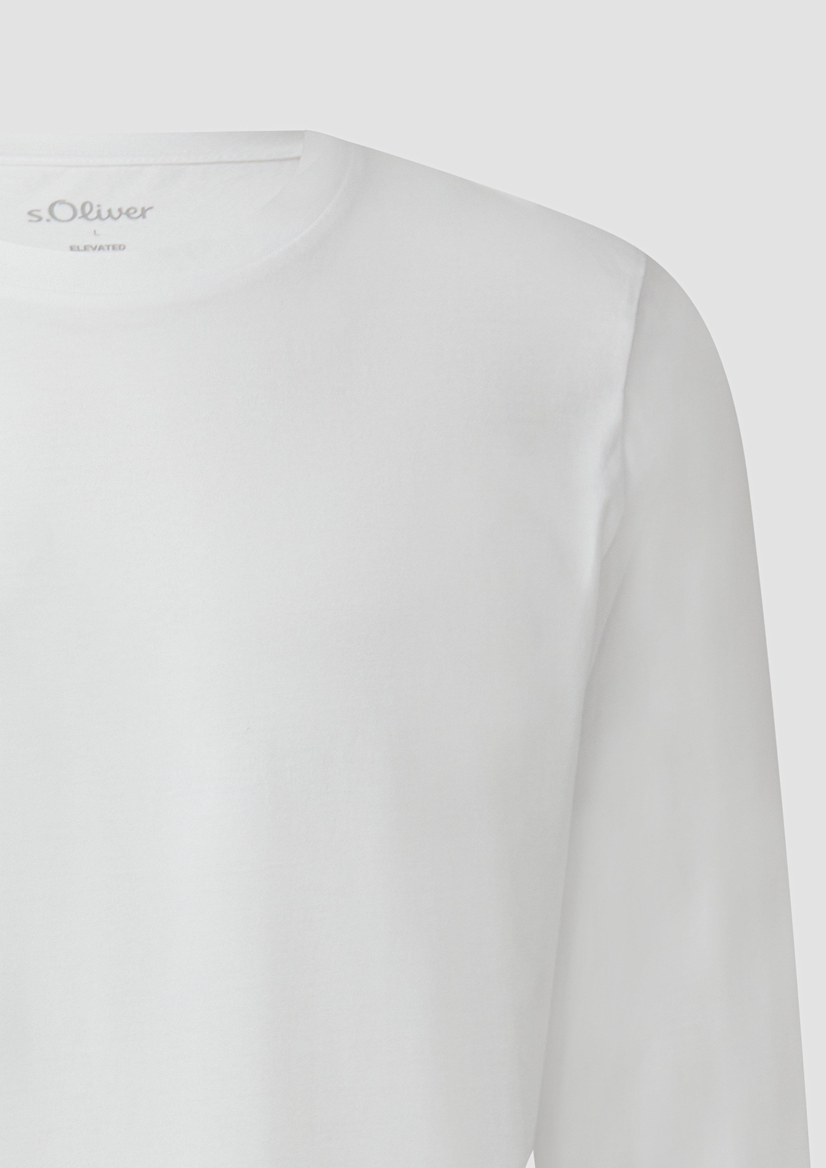 T-shirt in 0100, 5978 & 3907