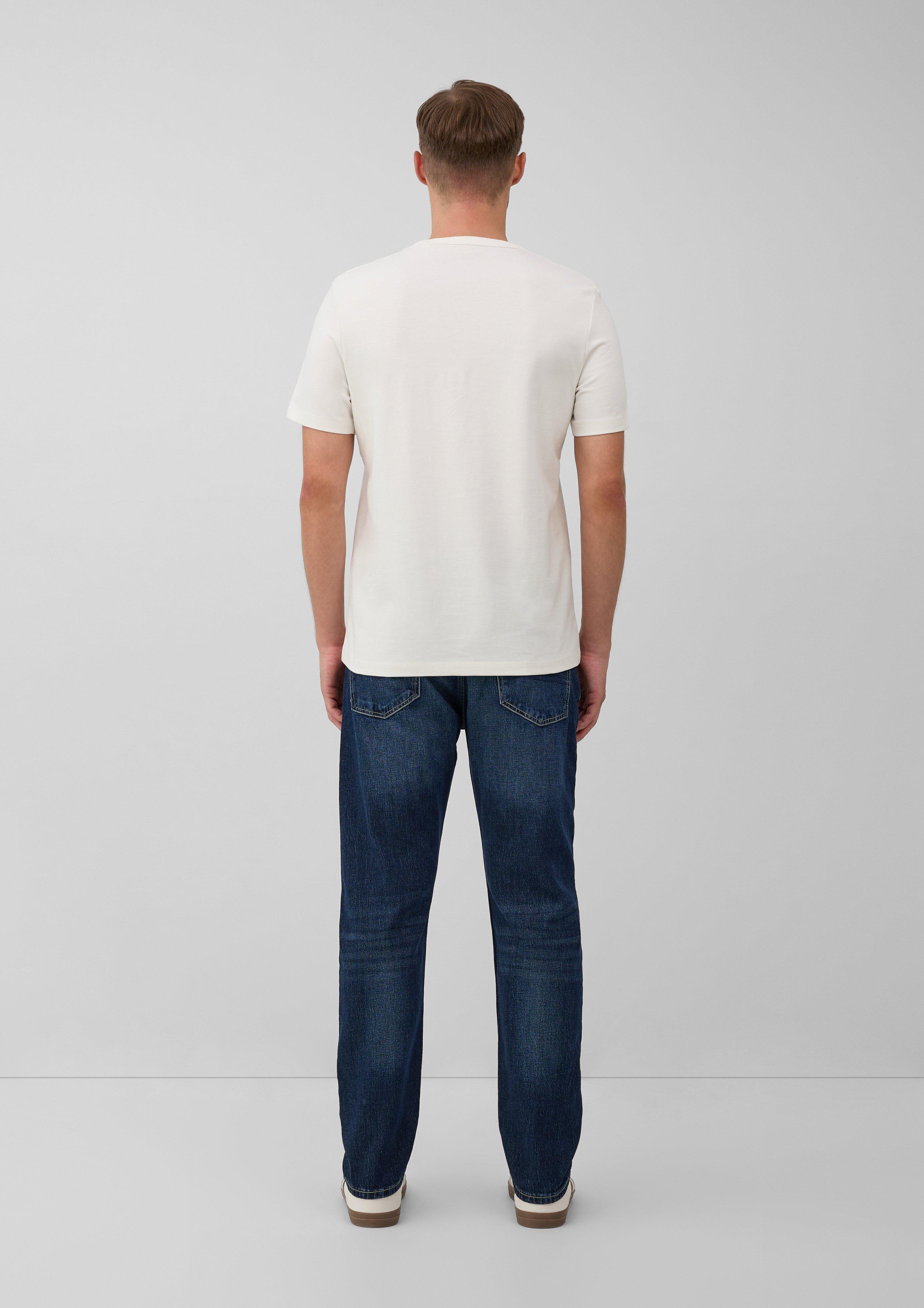 T-shirt in 01D2, 01D5, 79D3, 59D1, 59D4 & 79D6