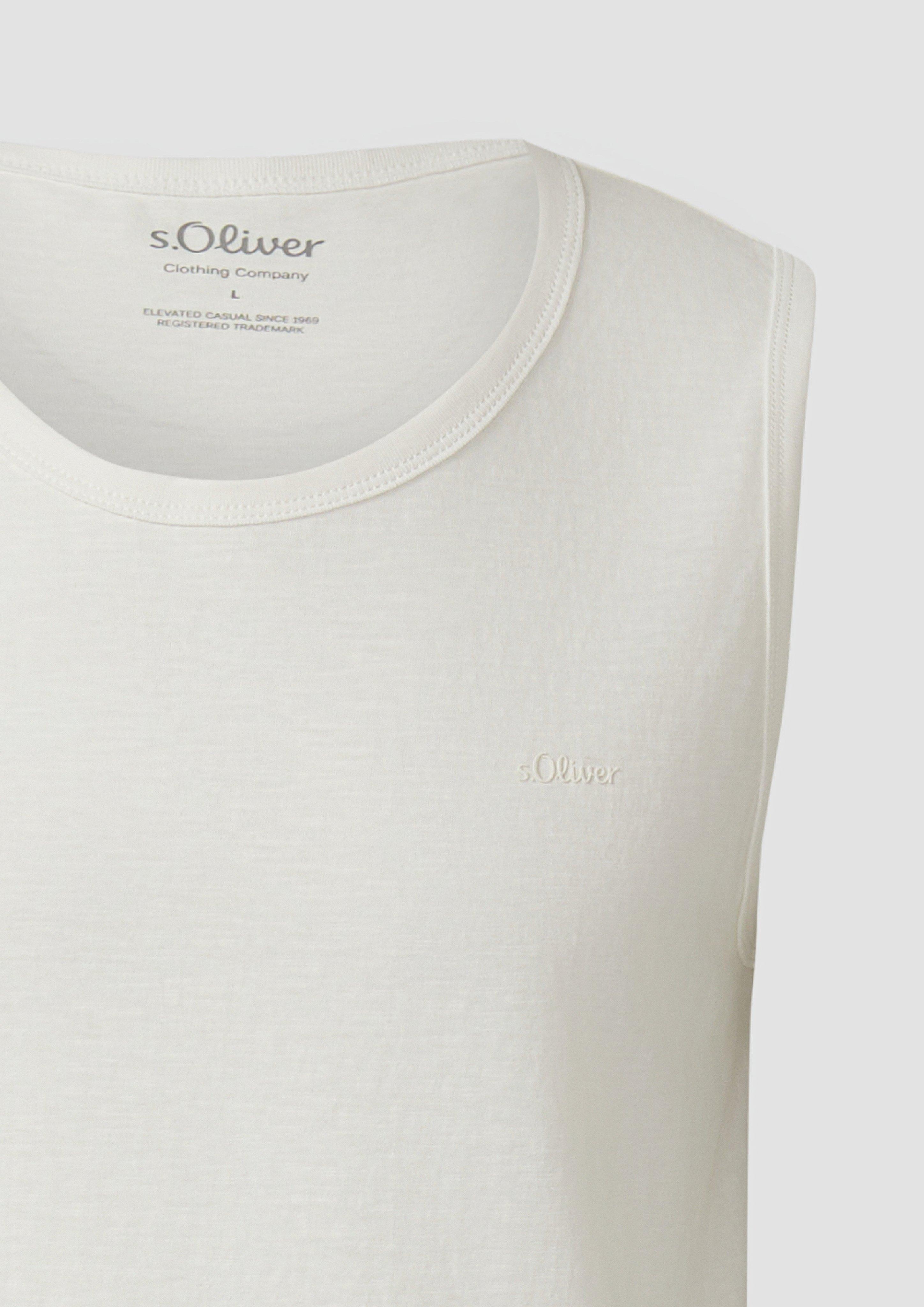 Koszulka w kolorze 0200, 9573, 9999, 5978 & 7938