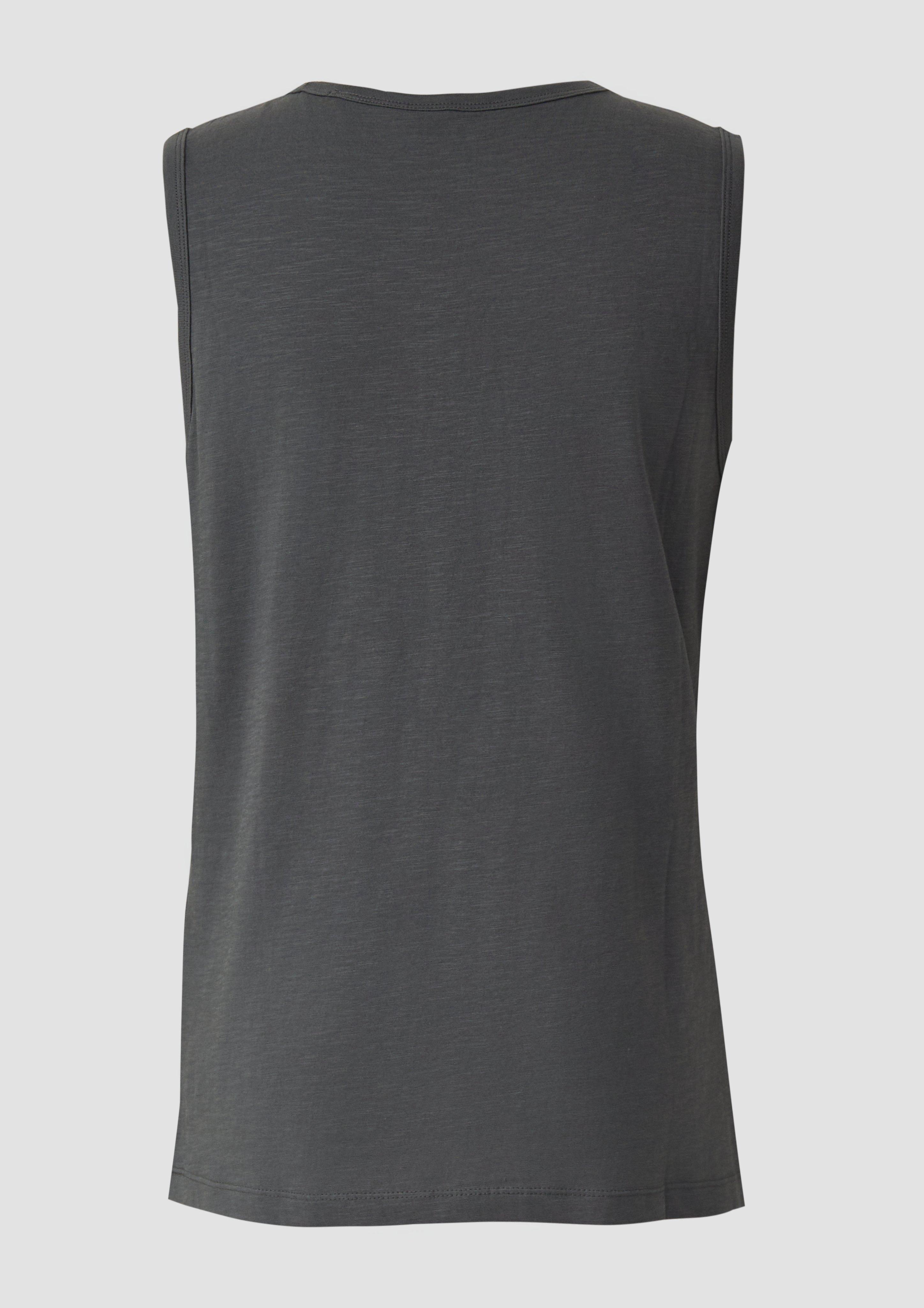 T-Shirt in 9573, 0200, 9999, 5978 & 7938