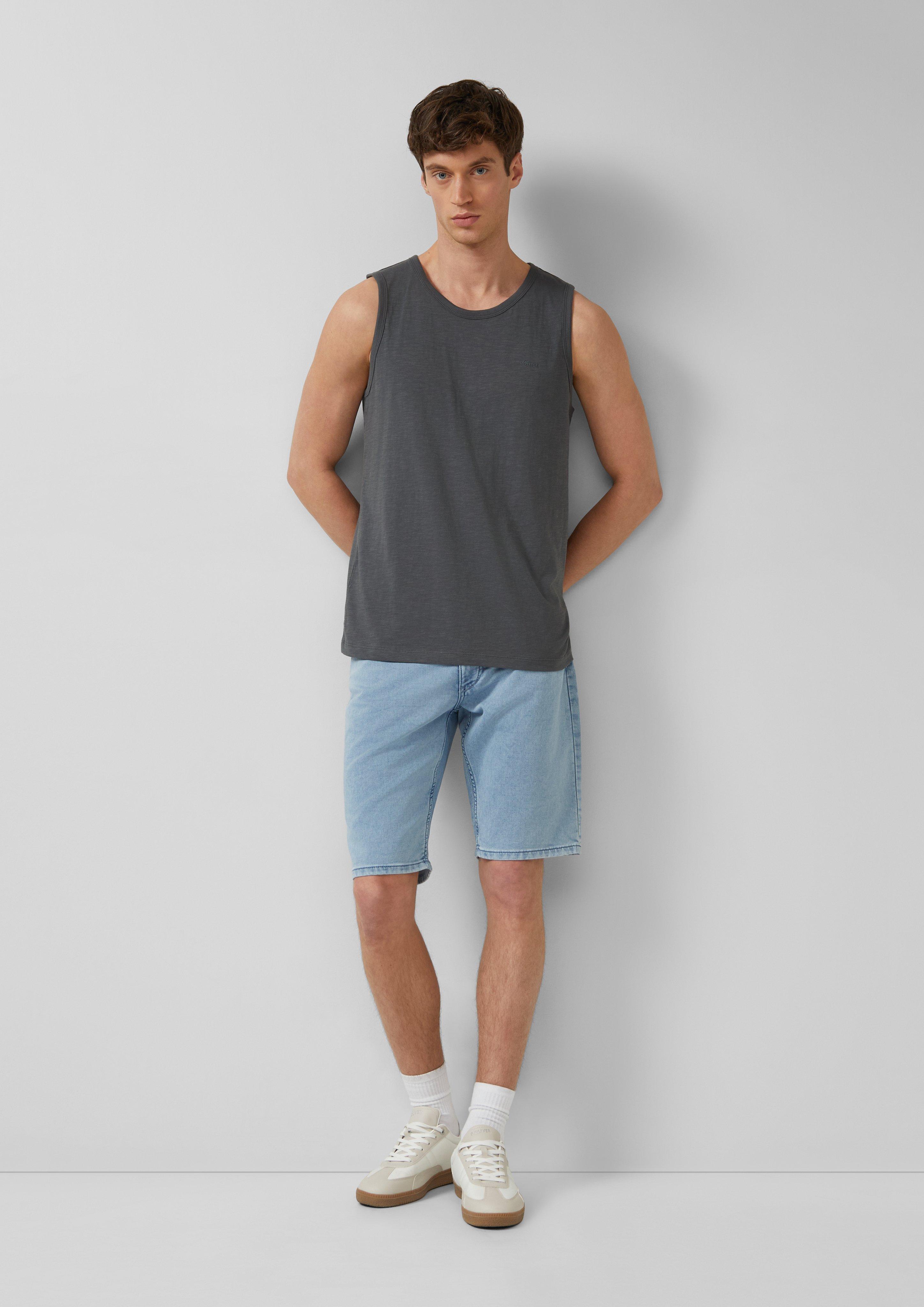 Koszulka w kolorze 9573, 0200, 9999, 5978 & 7938