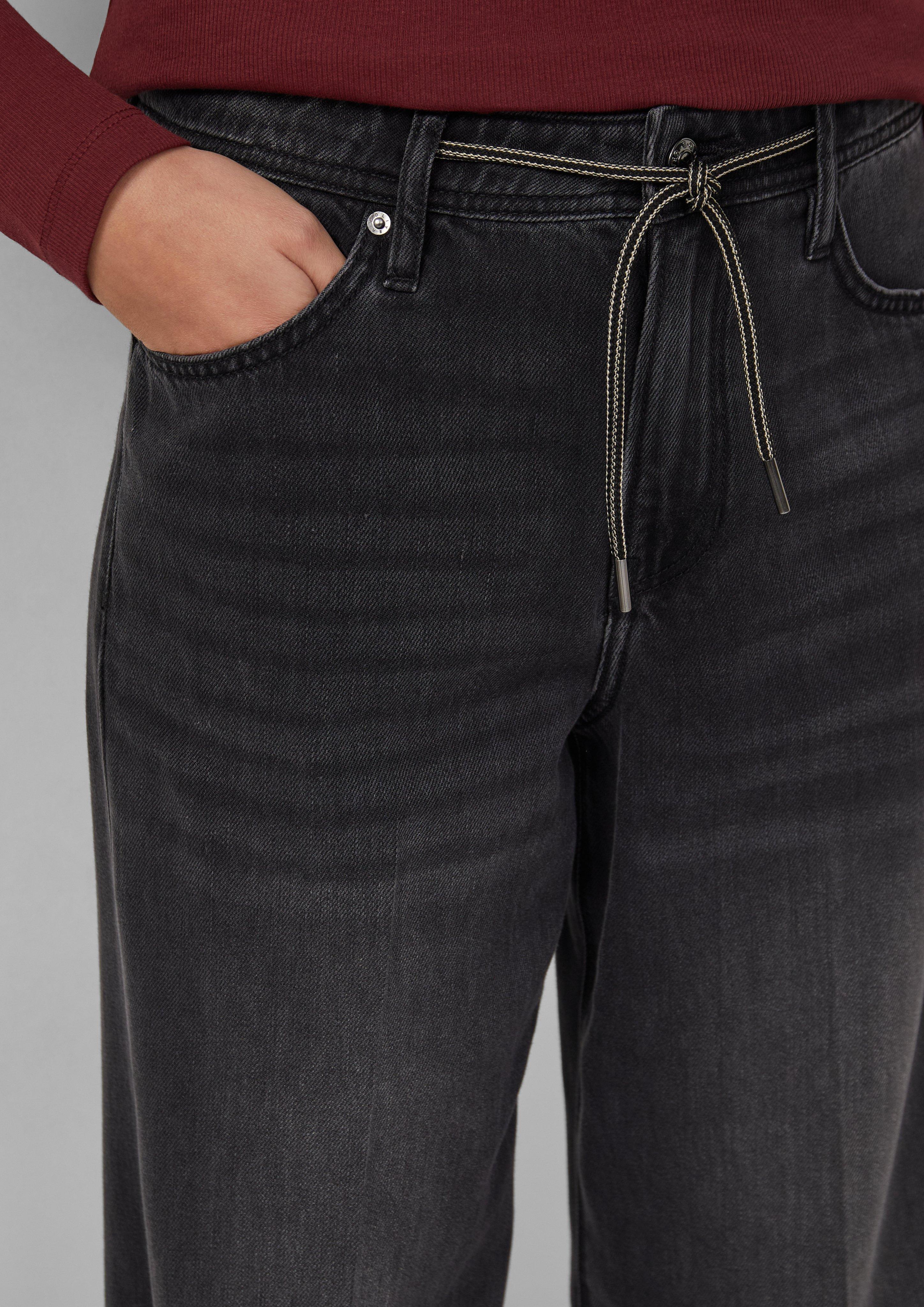 Jeans in 99Z9 & 52Z9