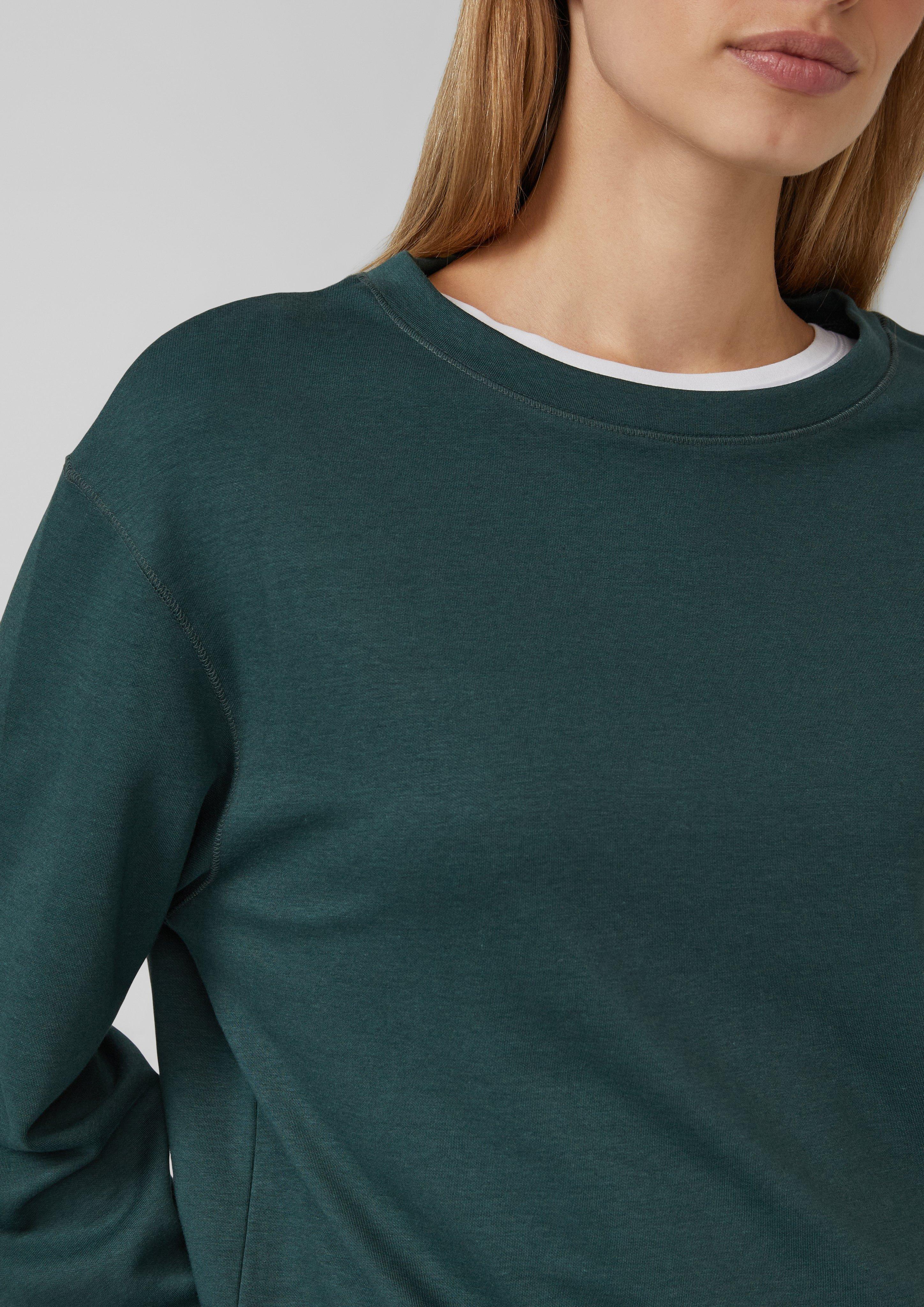 Sweatshirt in 6933, 3902, 8401 & 9999