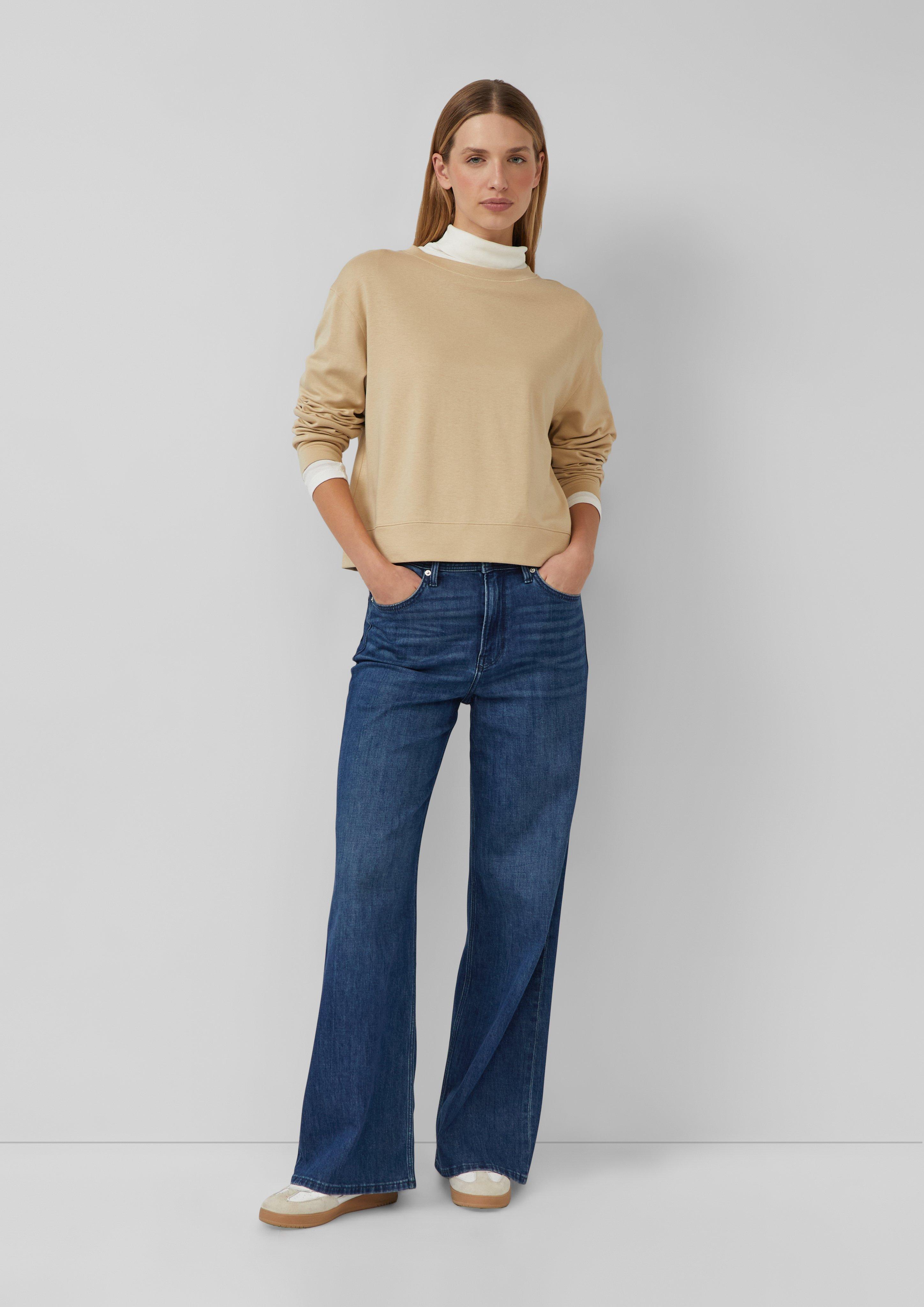 Sweatshirt in 8401, 6933, 3902 & 9999