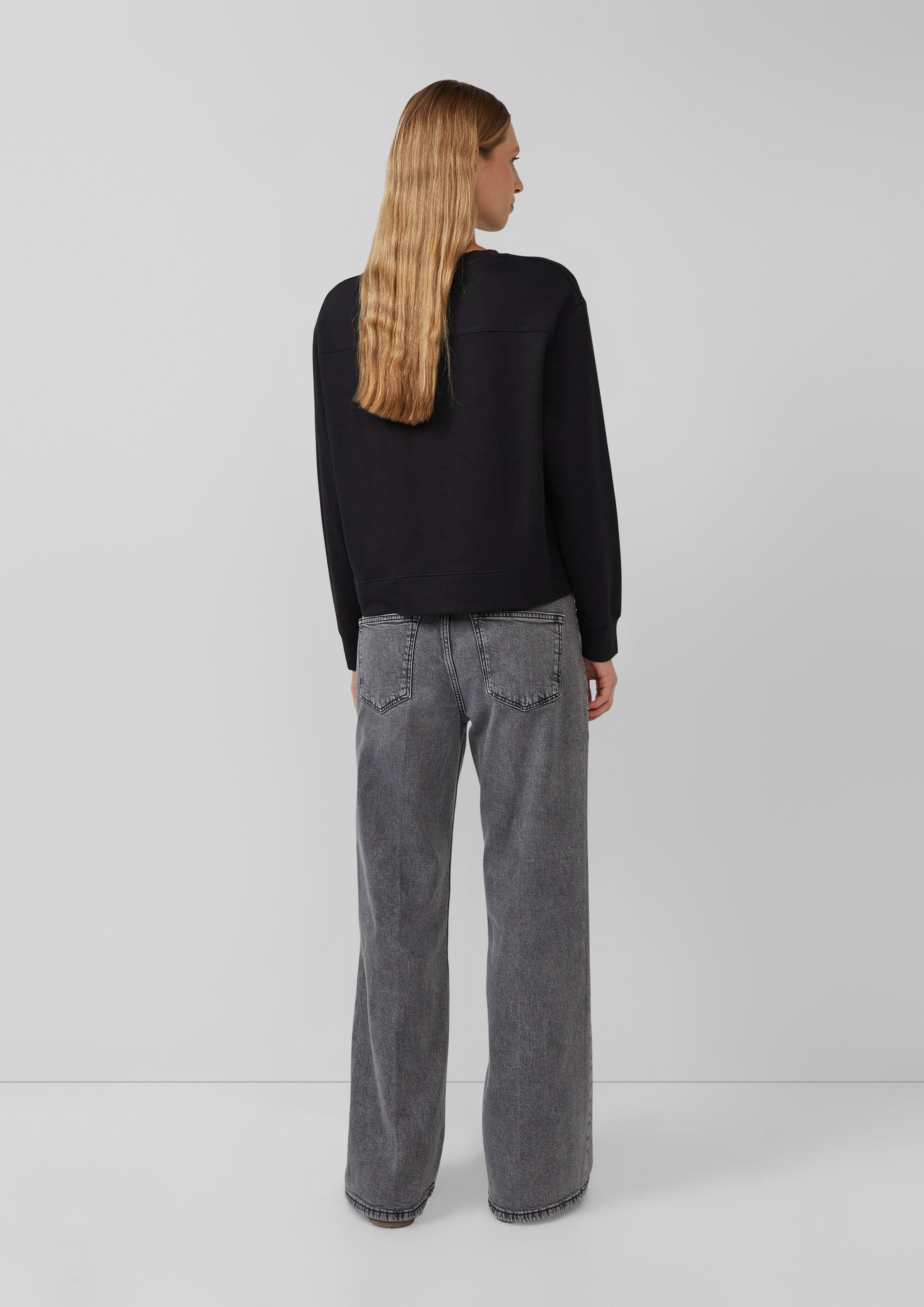 Sweatshirt in 9999, 6933, 3902 & 8401