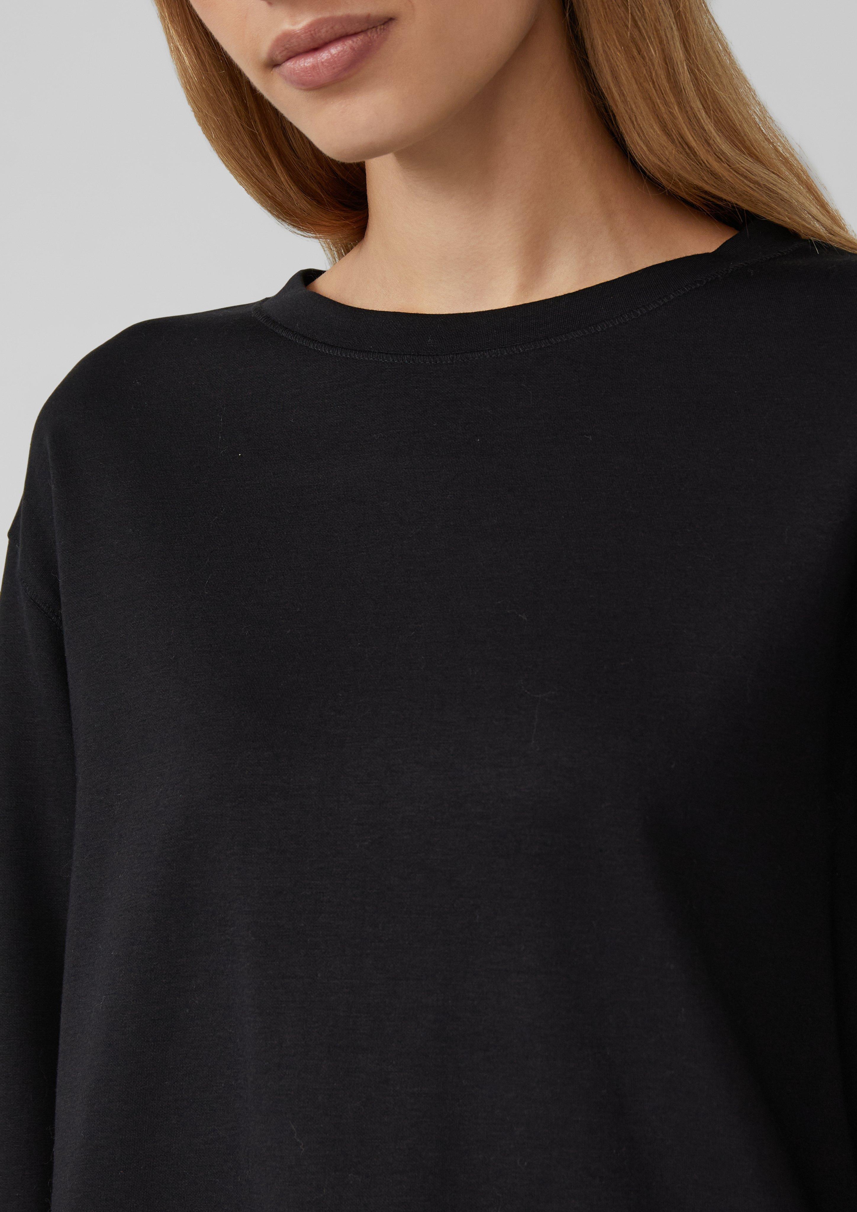 Sweatshirt in 9999, 6933, 3902 & 8401