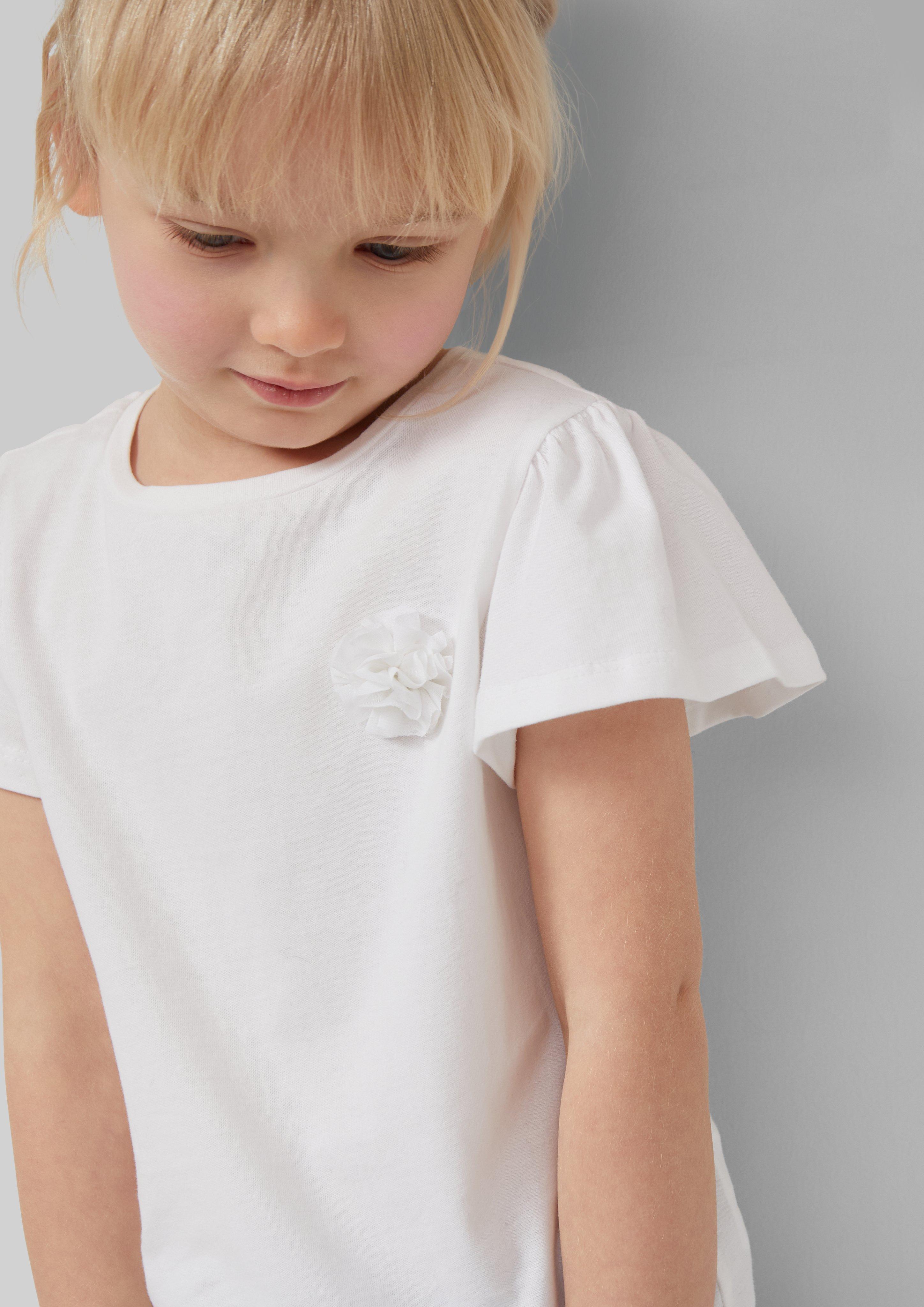 T-Shirt mit Volantärmeln und Applikation