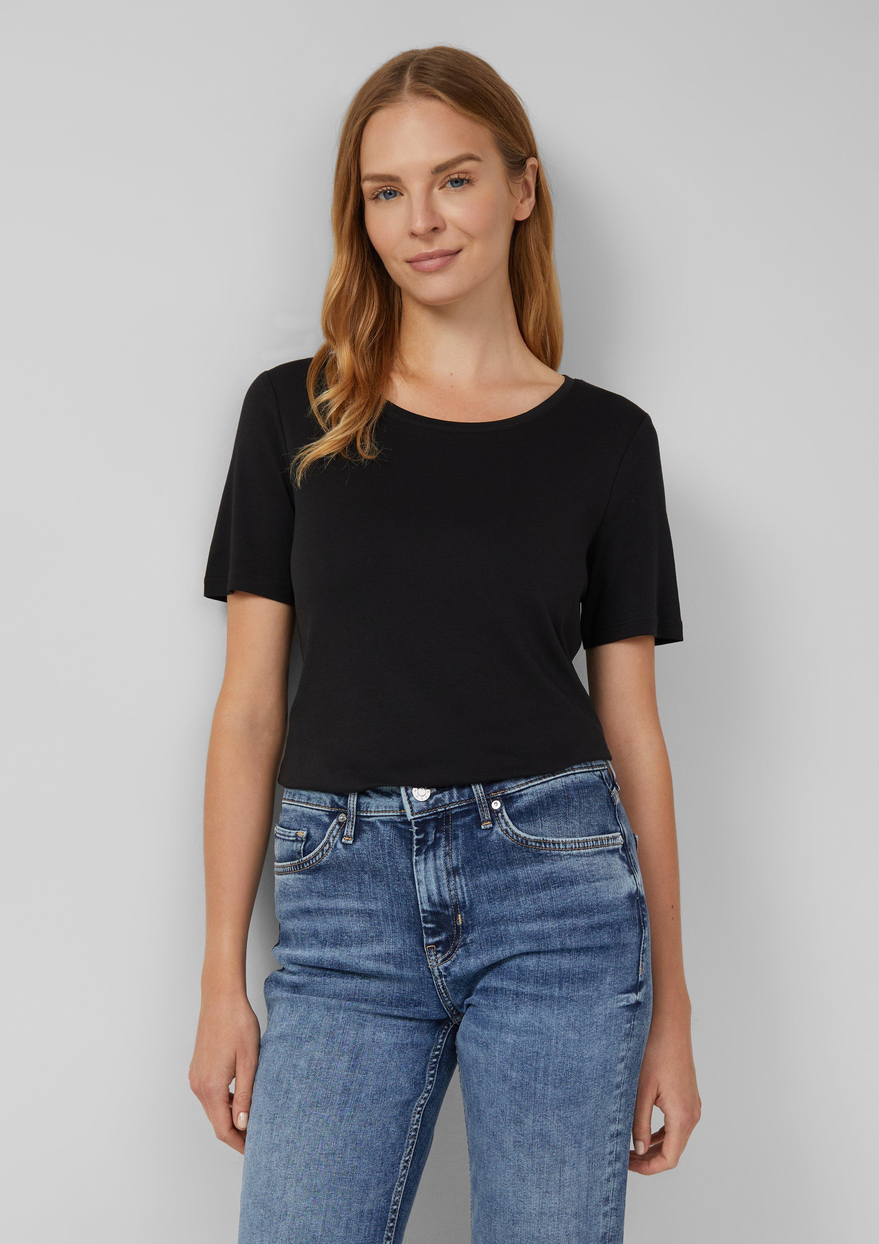 T-Shirt in 01X9, 9999 & 0100