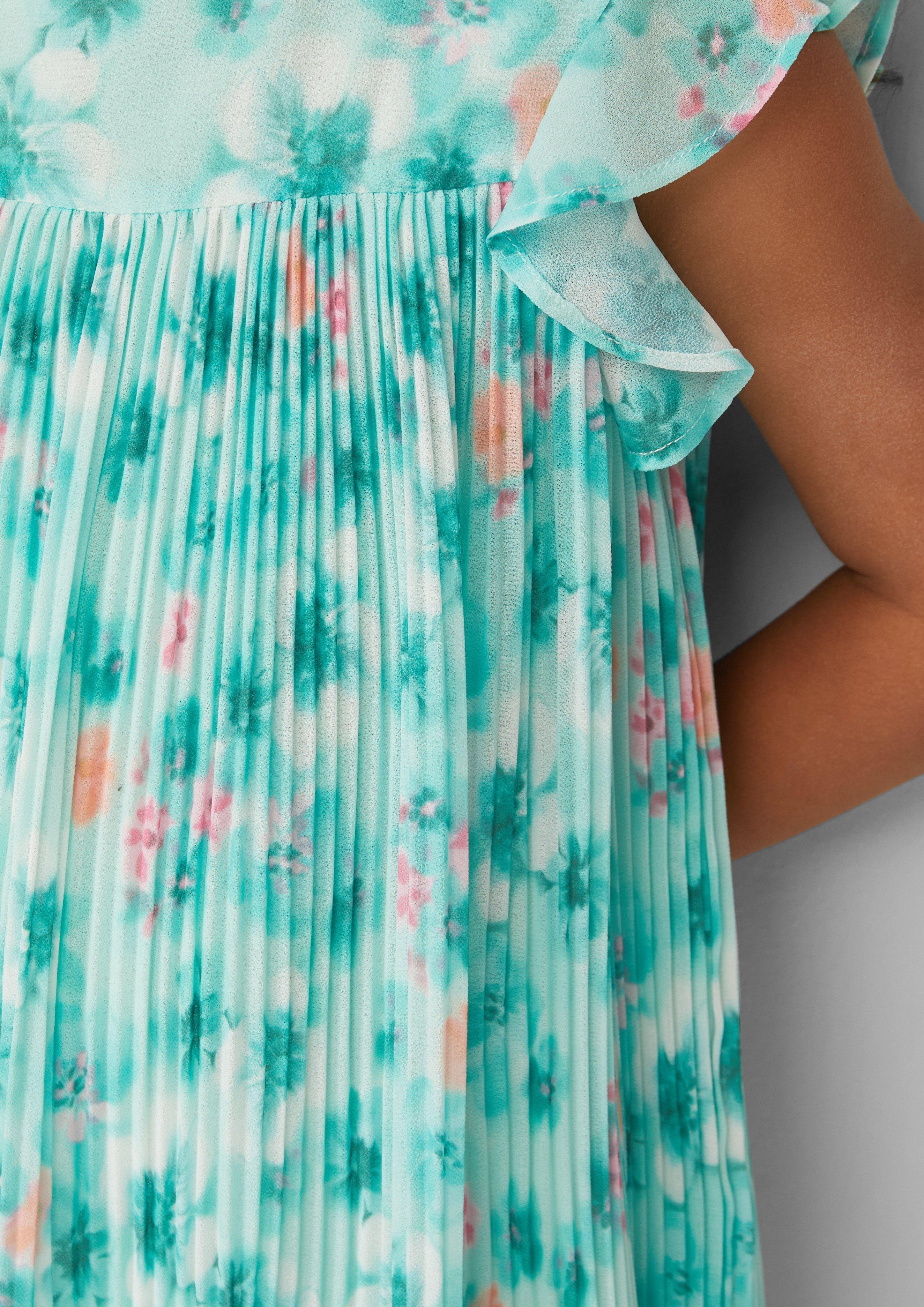 Kurzes Kleid mit Volantärmeln und Plissee