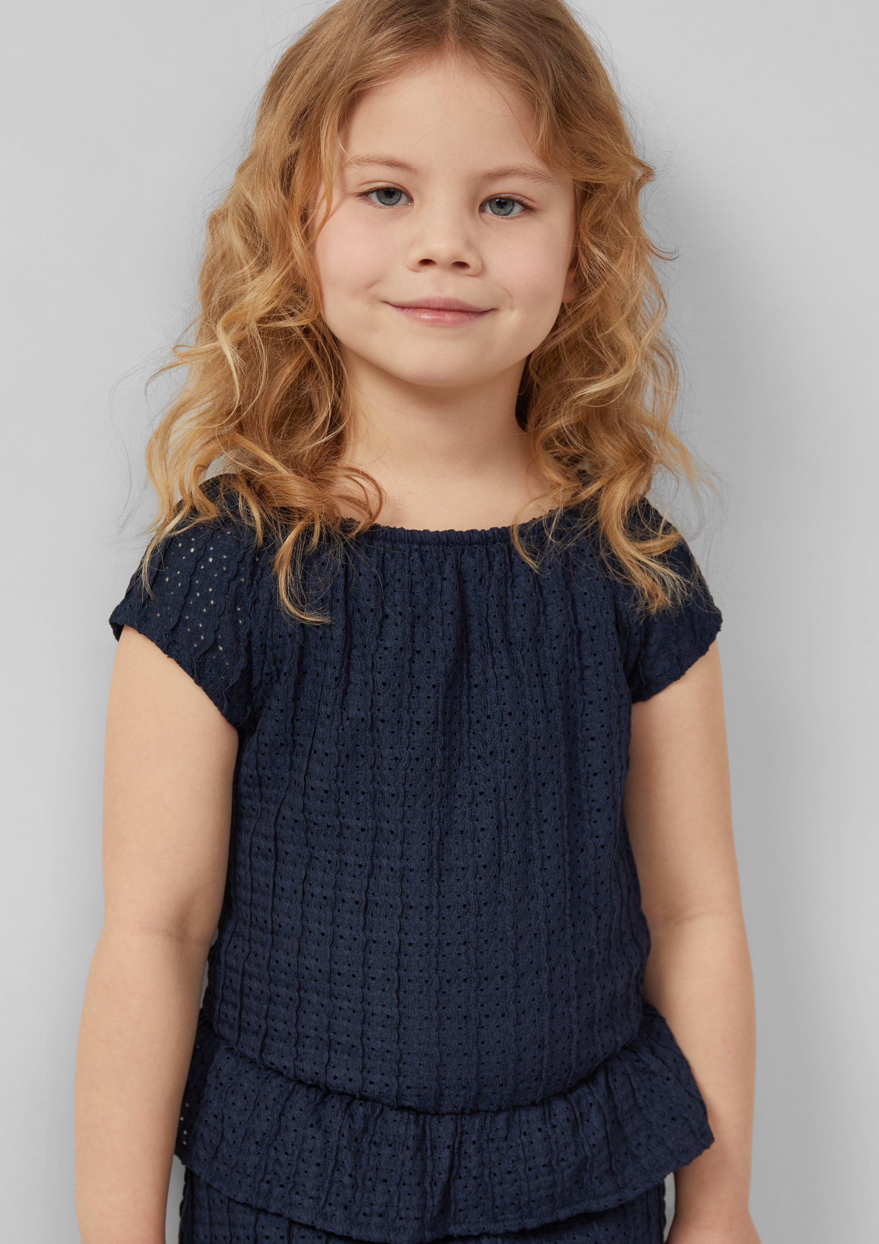 Strukturierter Overall mit Lochmuster und Volants