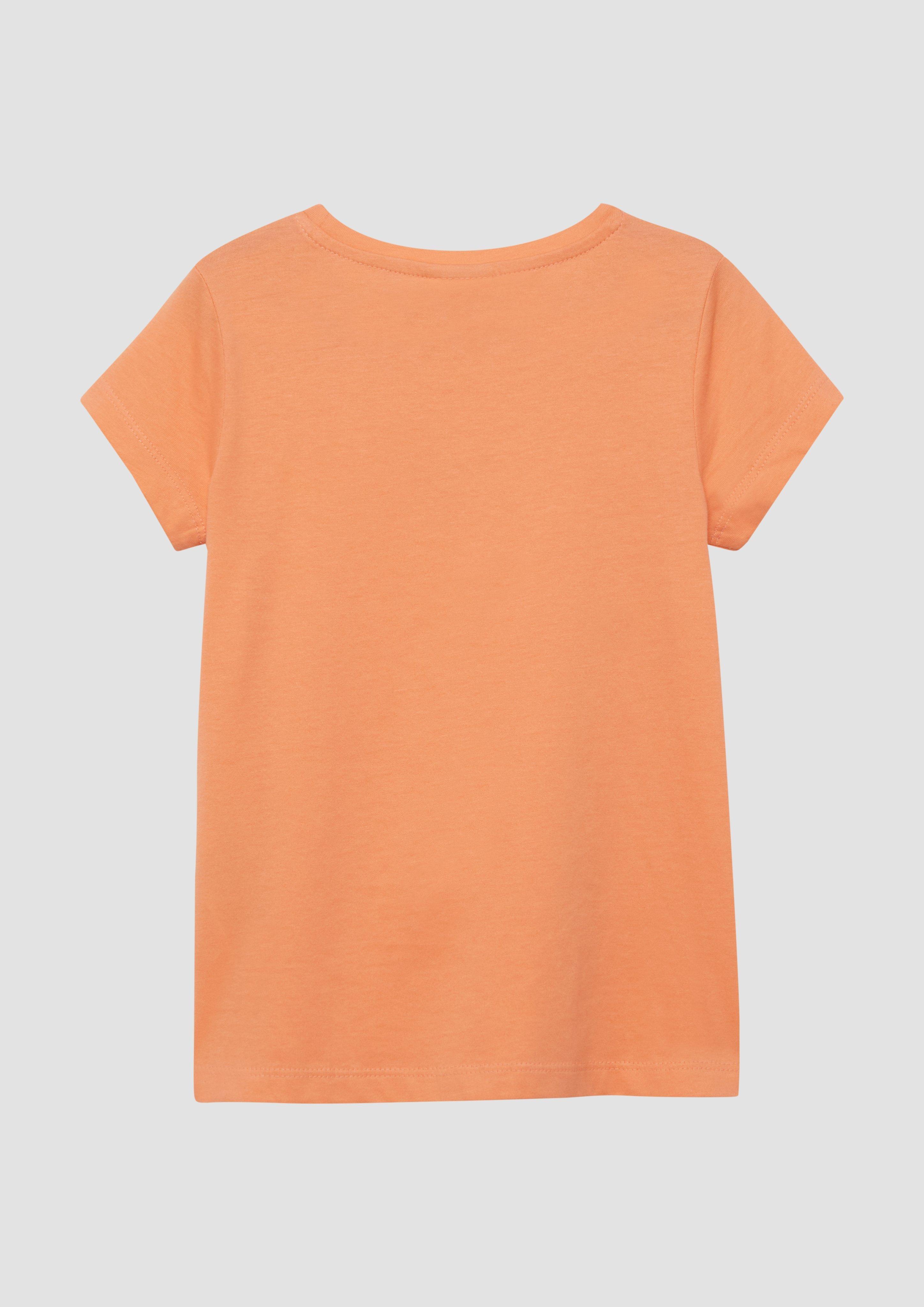 T-shirt in 2218, 0100, 4185 & 4615