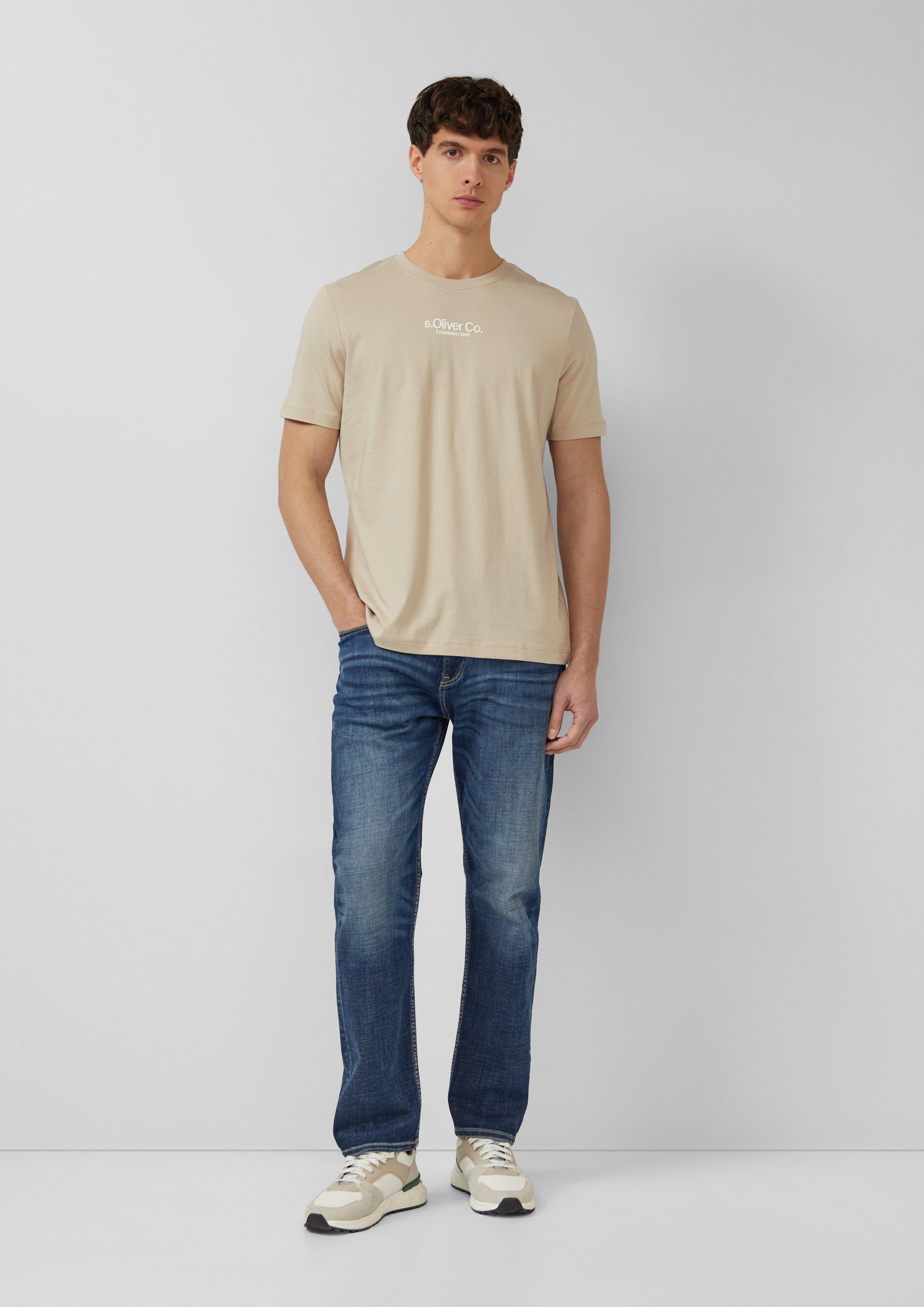 Koszulka w kolorze 81D1, 78D1, 79D1, 94D1, 50D1 & 42D1