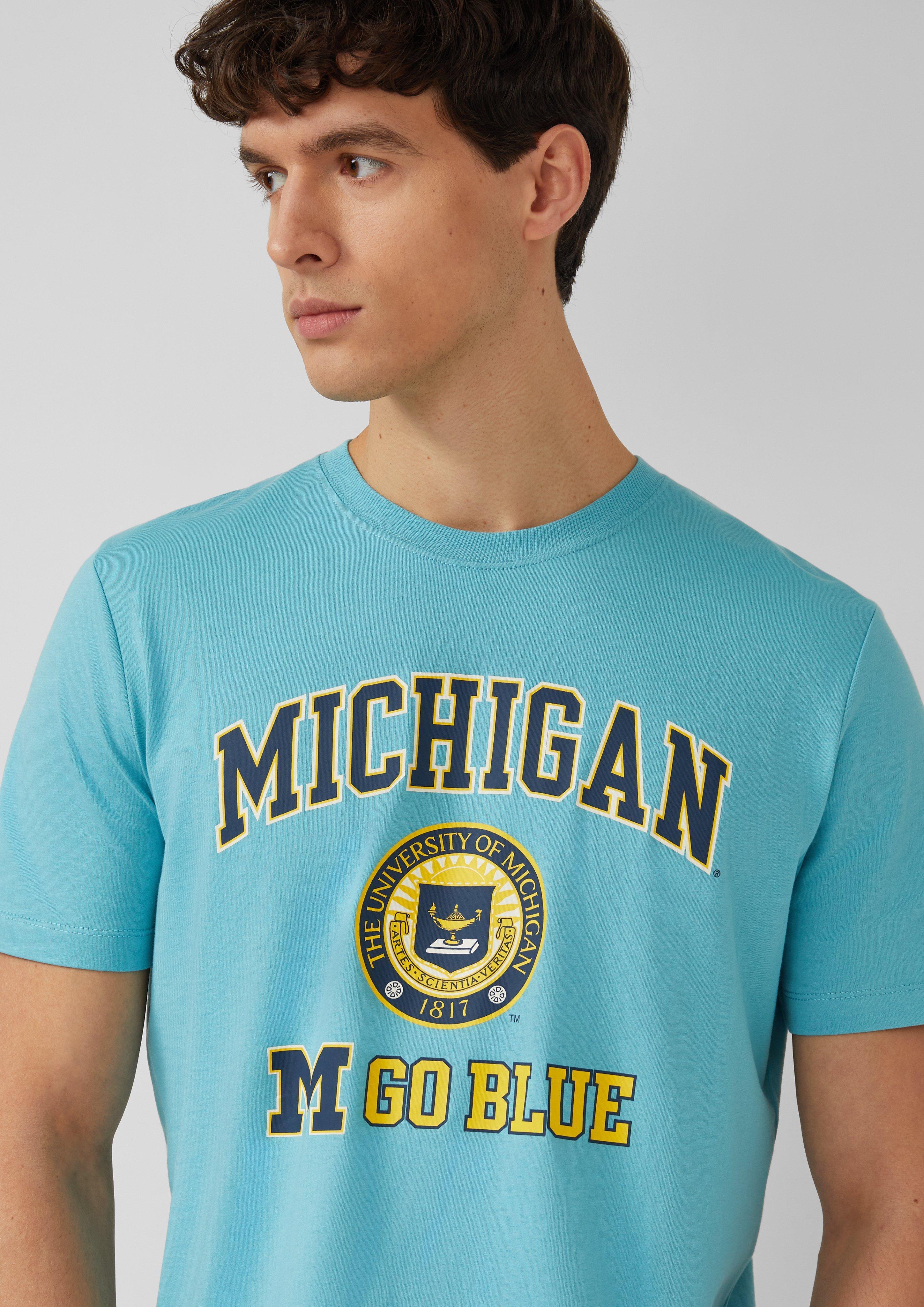 T-Shirt in 66D3, 78D2, 94D2 & 59D3