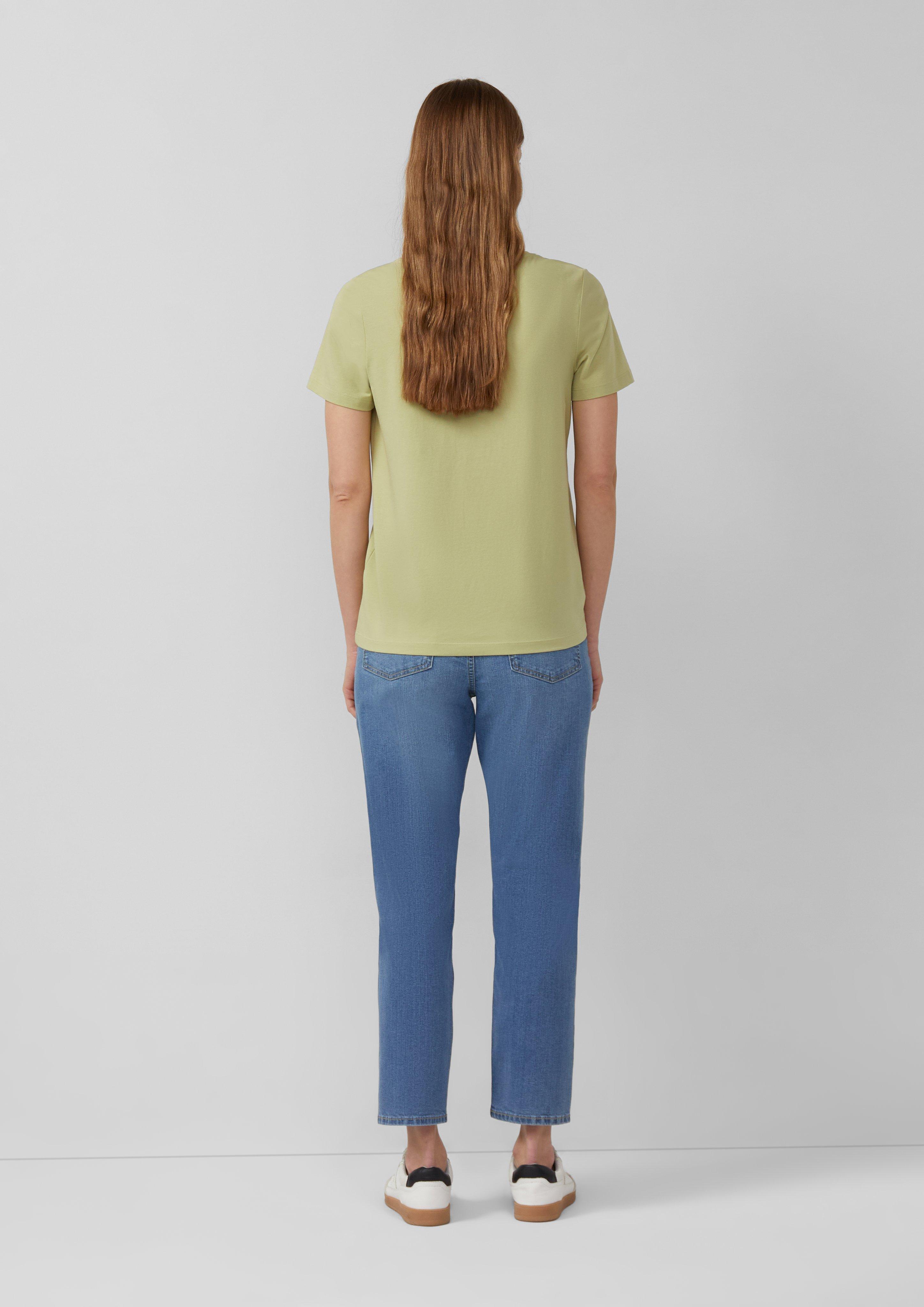 T-Shirt in 7235, 1015 & 5110