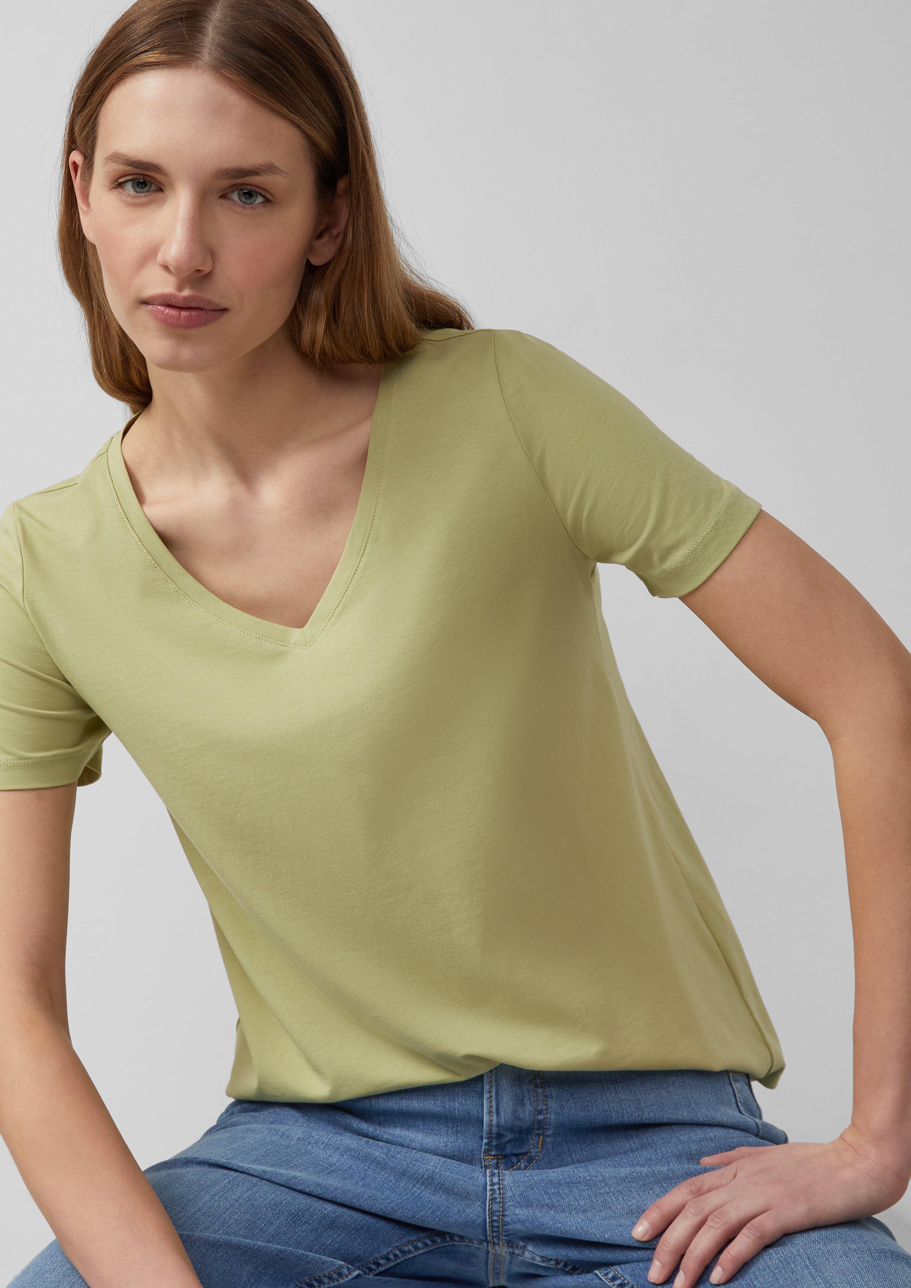 T-Shirt in 7235, 1015 & 5110