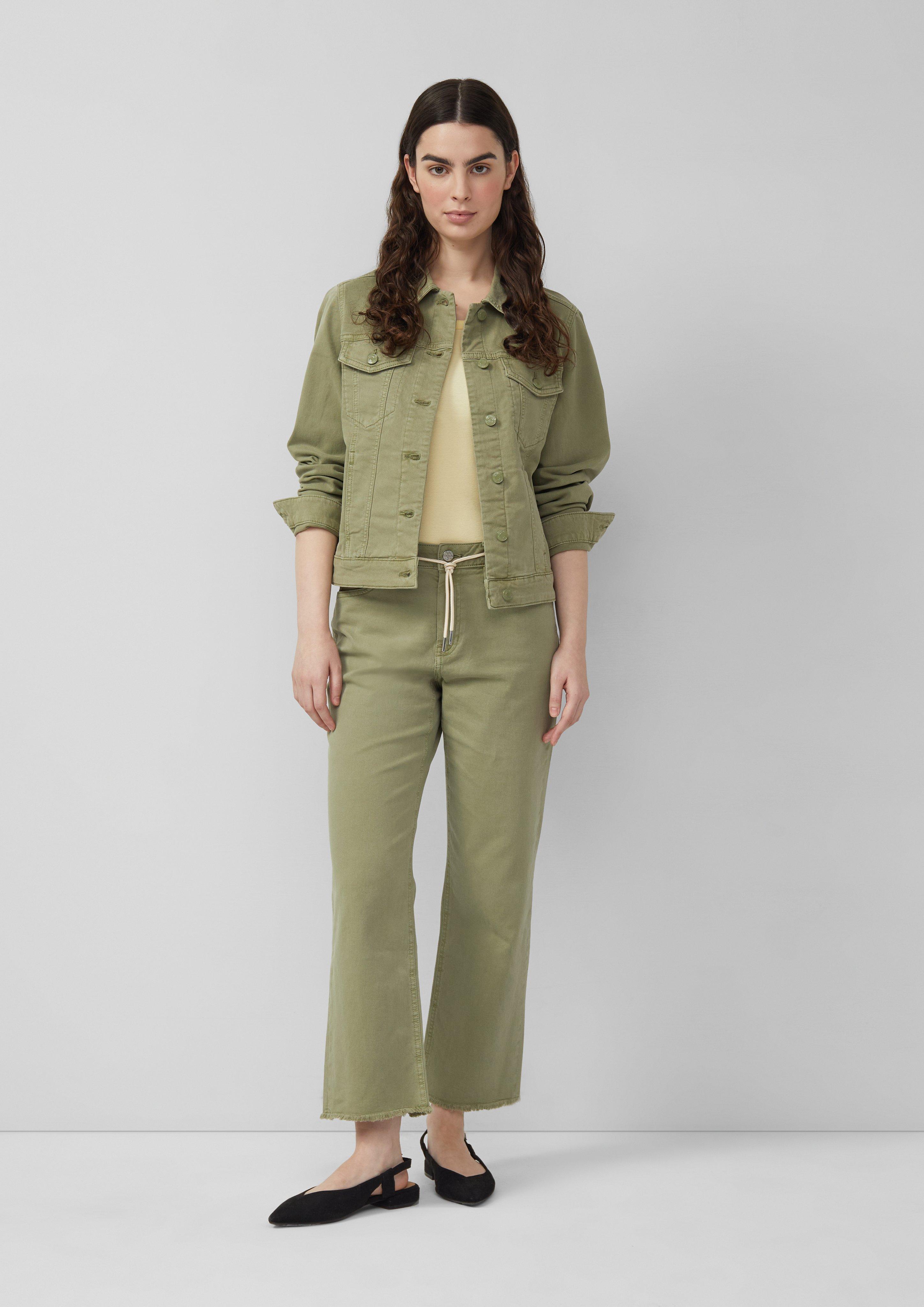 T-Shirt in 1015, 7900 & 5110