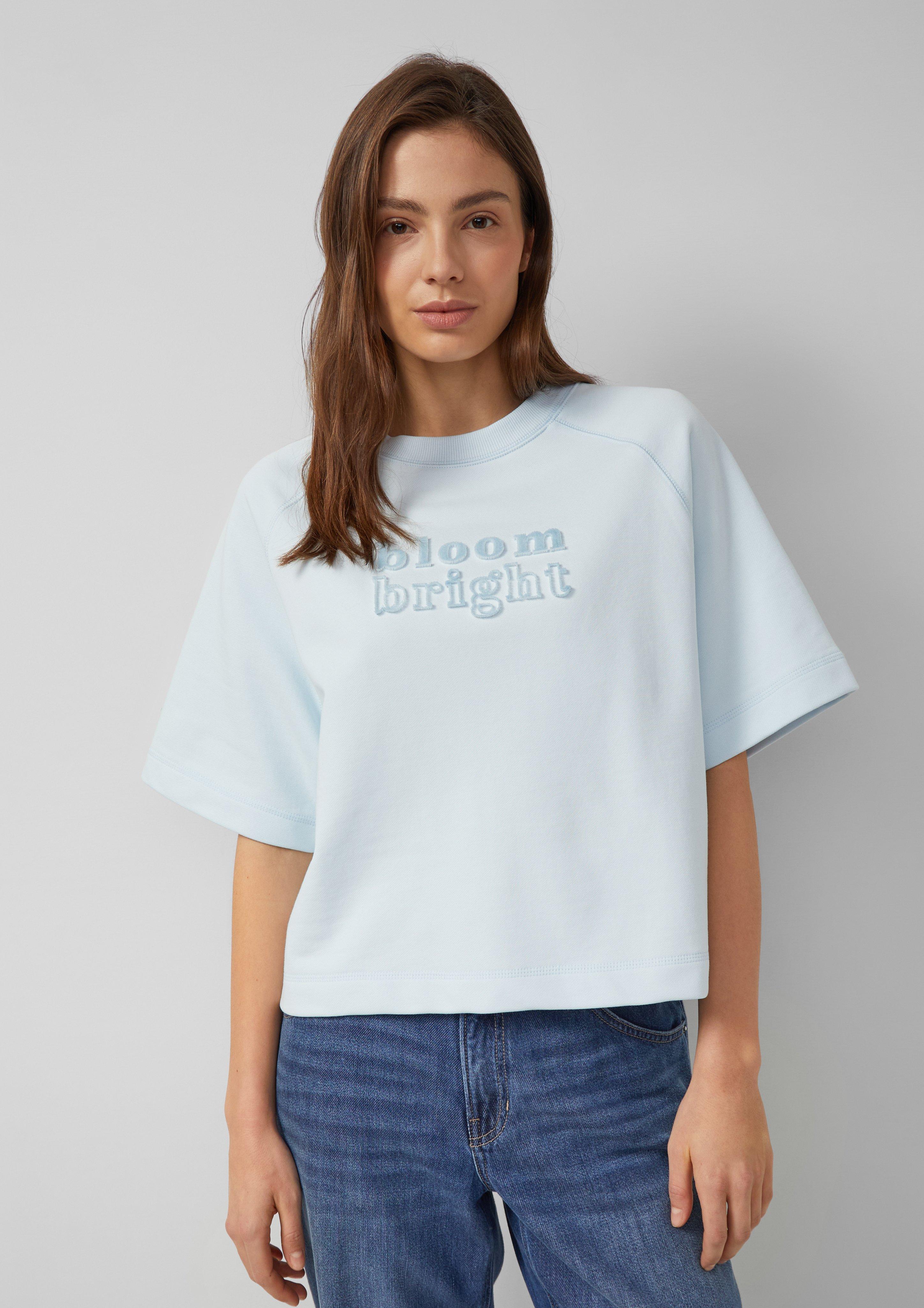 Sweatshirt in 51D0 & 10D0