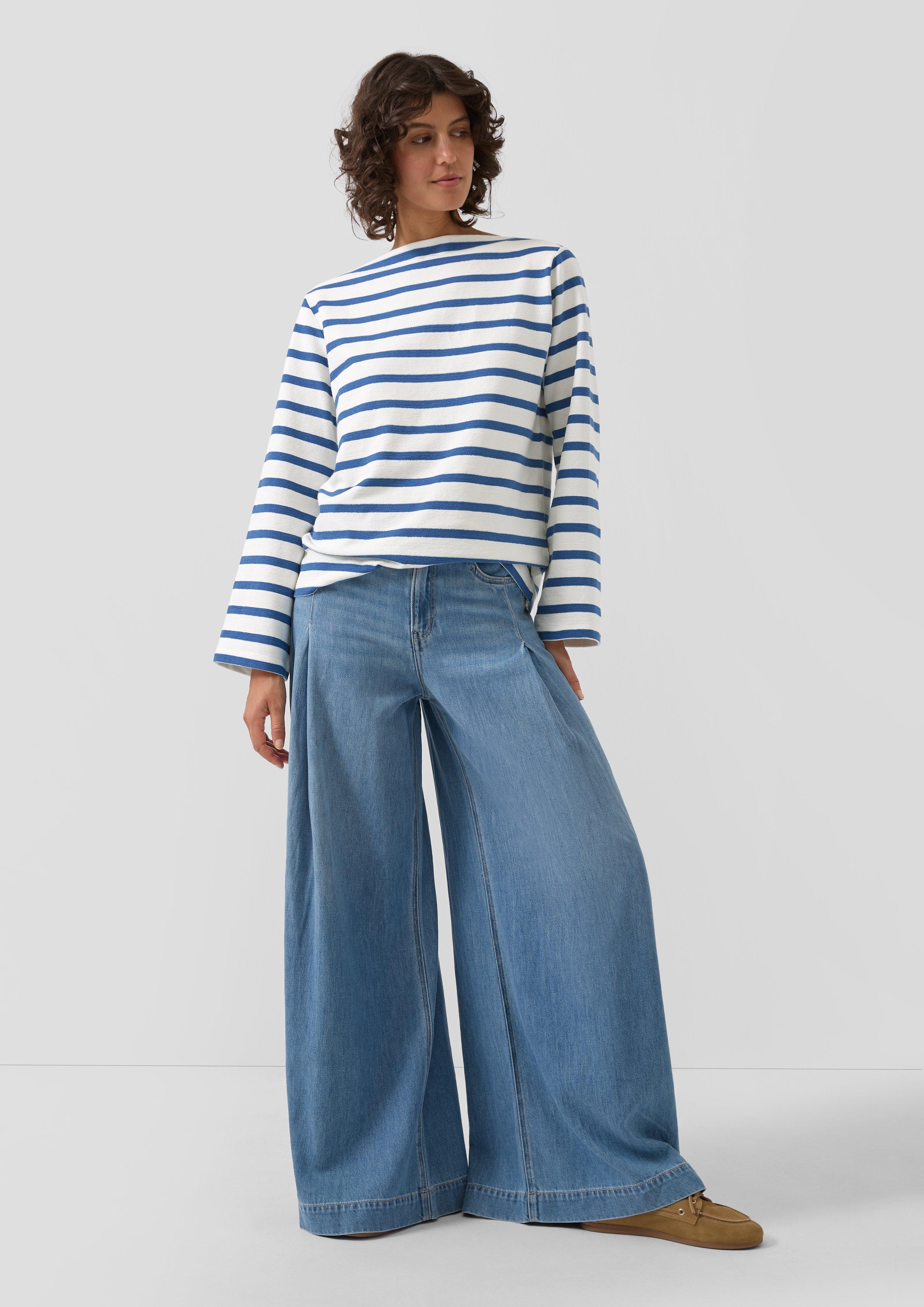 Sweatshirt in 55G2, 10G2 & 72G2