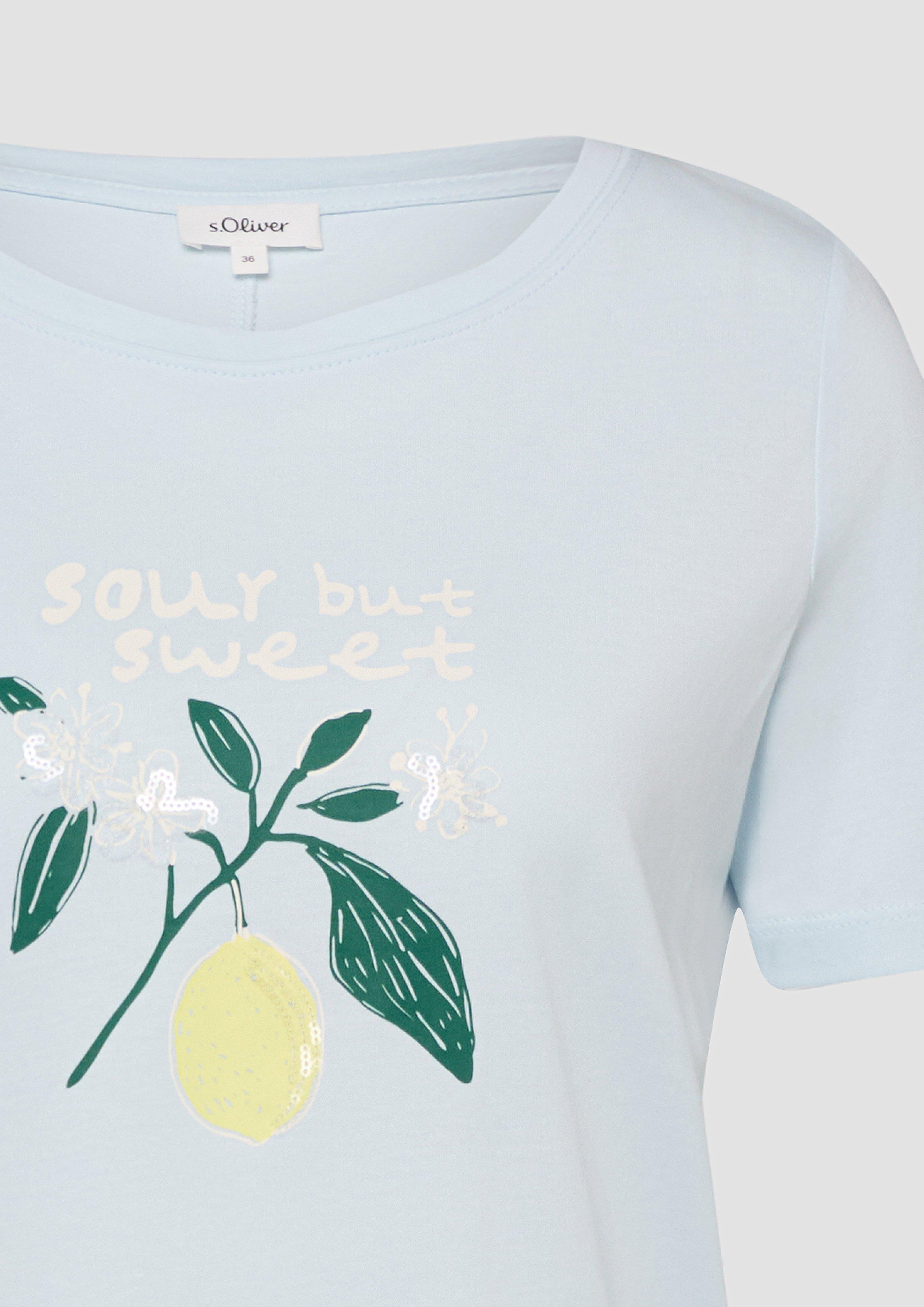 Koszulka w kolorze 51D1, 01D1, 01D0, 71D0, 56D1 & 79D0