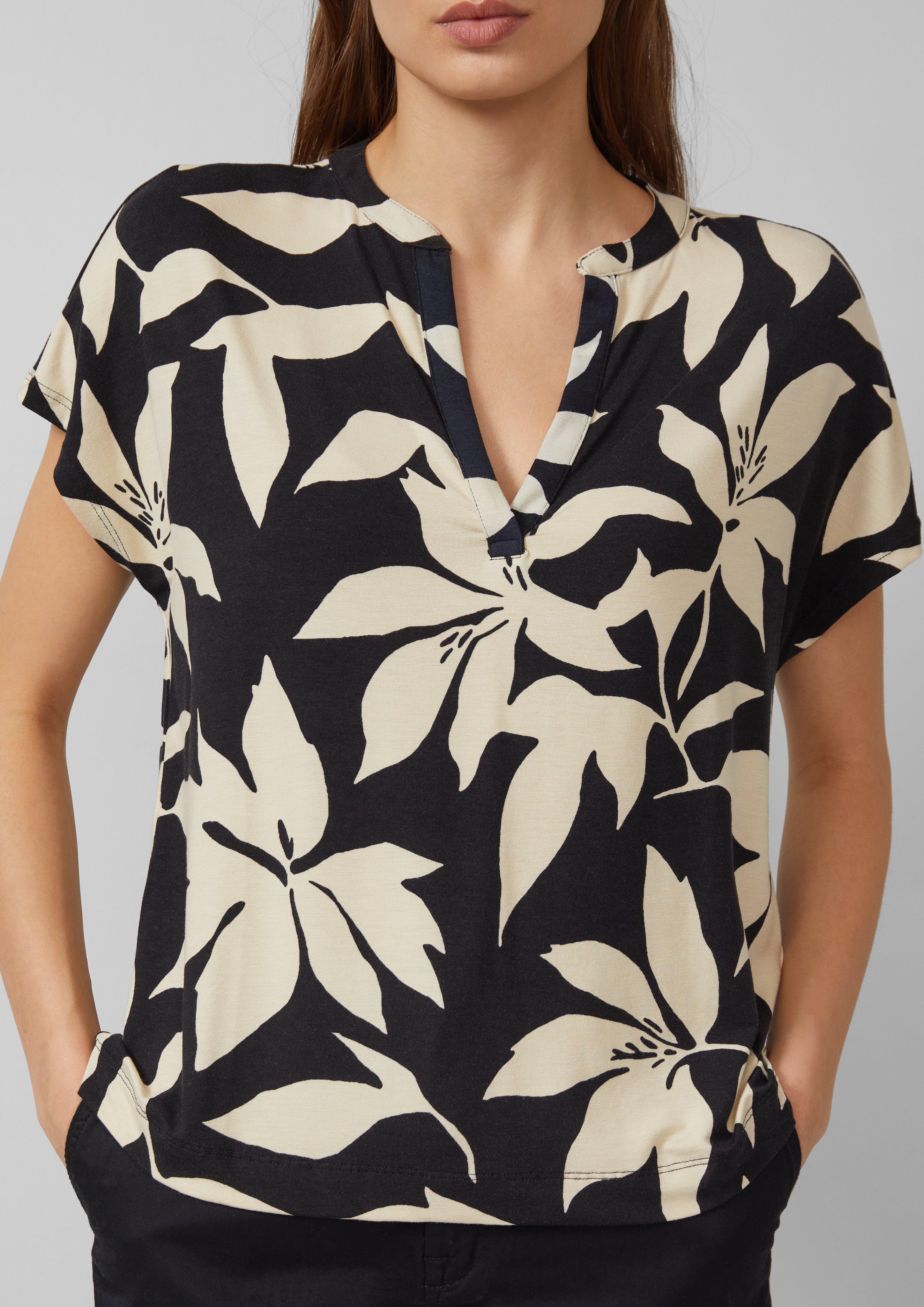 T-Shirt in 99A2, 79A2, 56A2 & 56B0