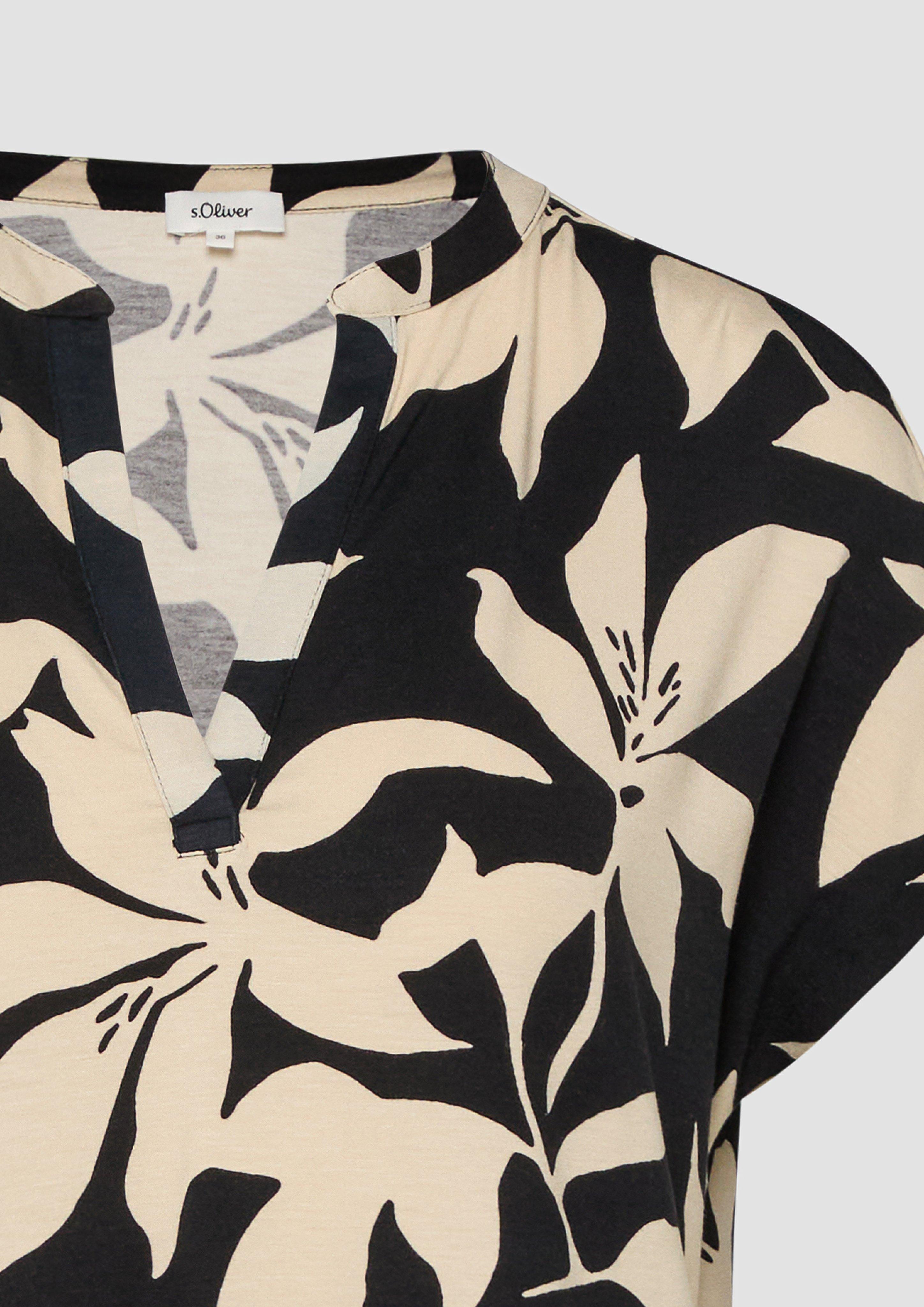 T-Shirt in 99A2, 79A2, 56A2 & 56B0