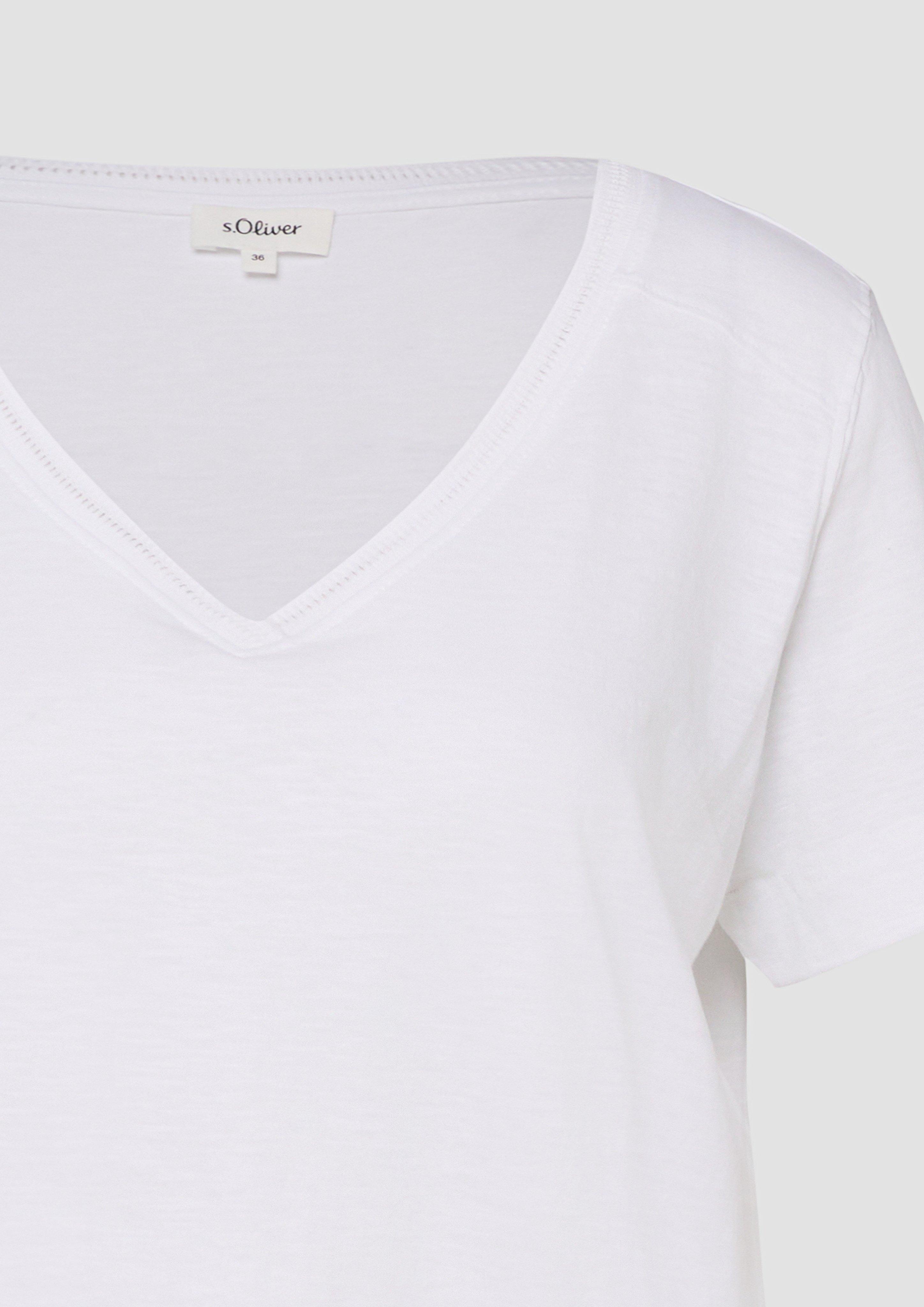 T-Shirt in 0100, 9999, 5110, 7111 & 5615