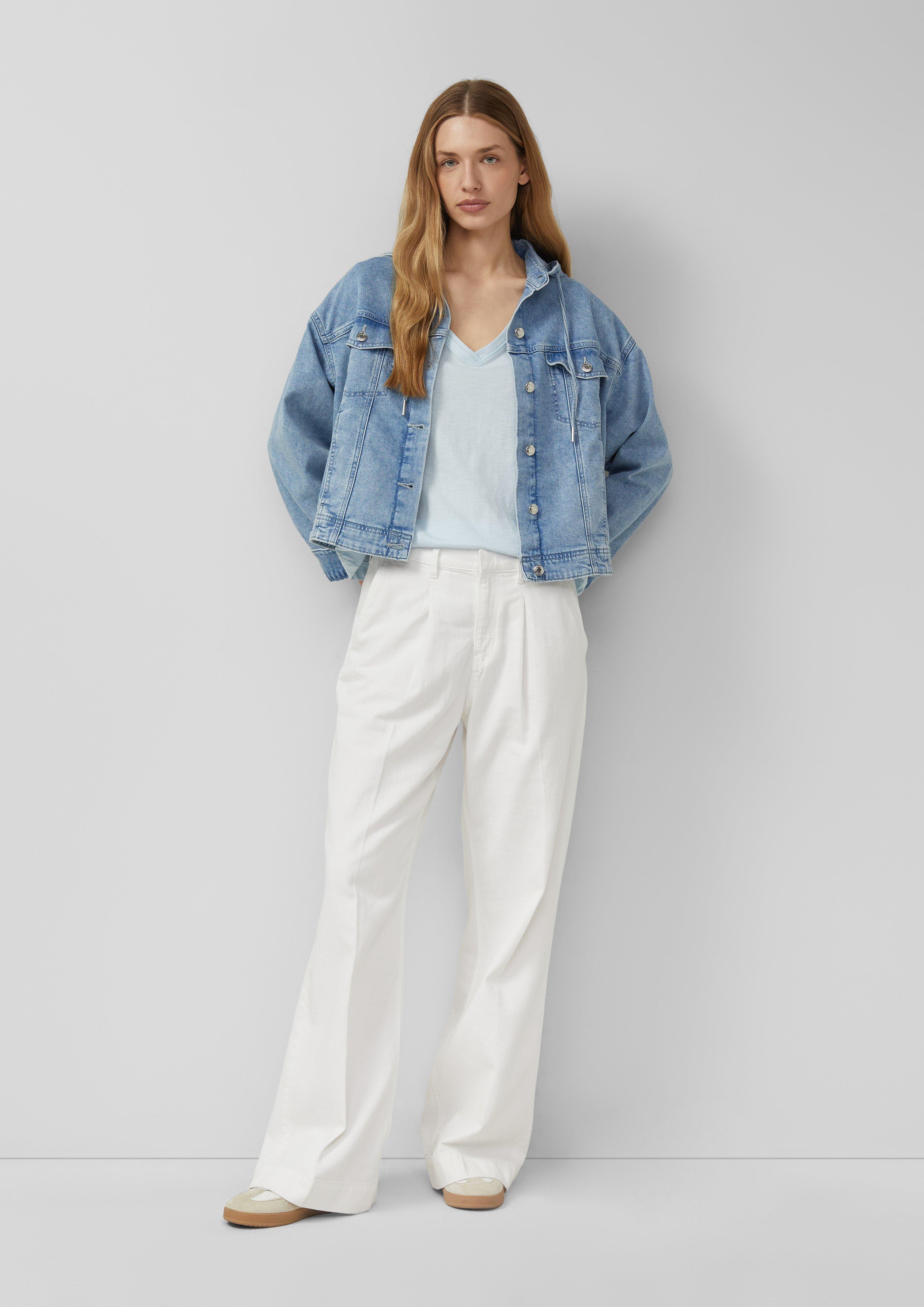 Koszulka w kolorze 5110, 9999, 7900, 0100, 7111 & 5615