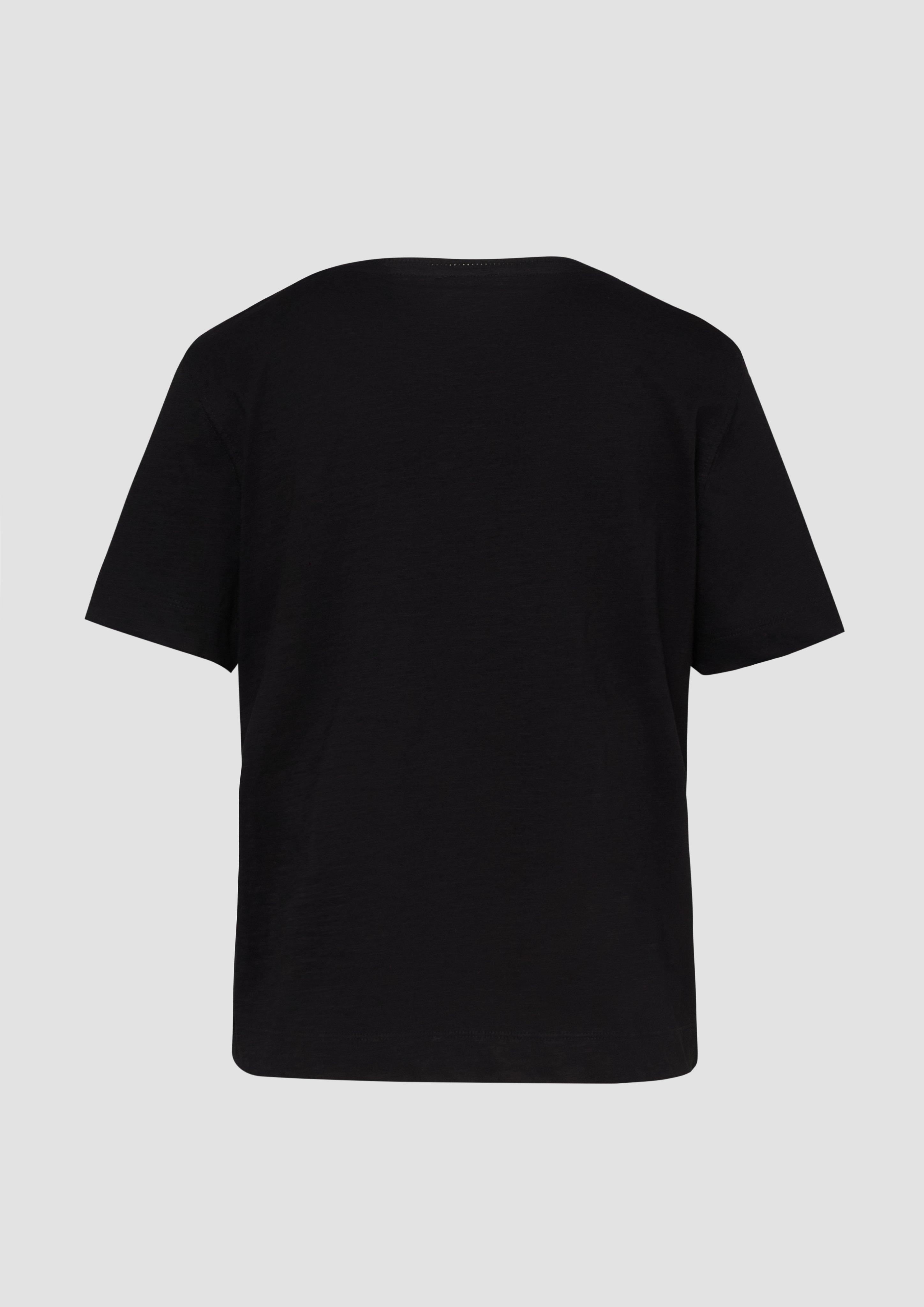 T-Shirt in 9999, 0100, 5110, 7111 & 5615