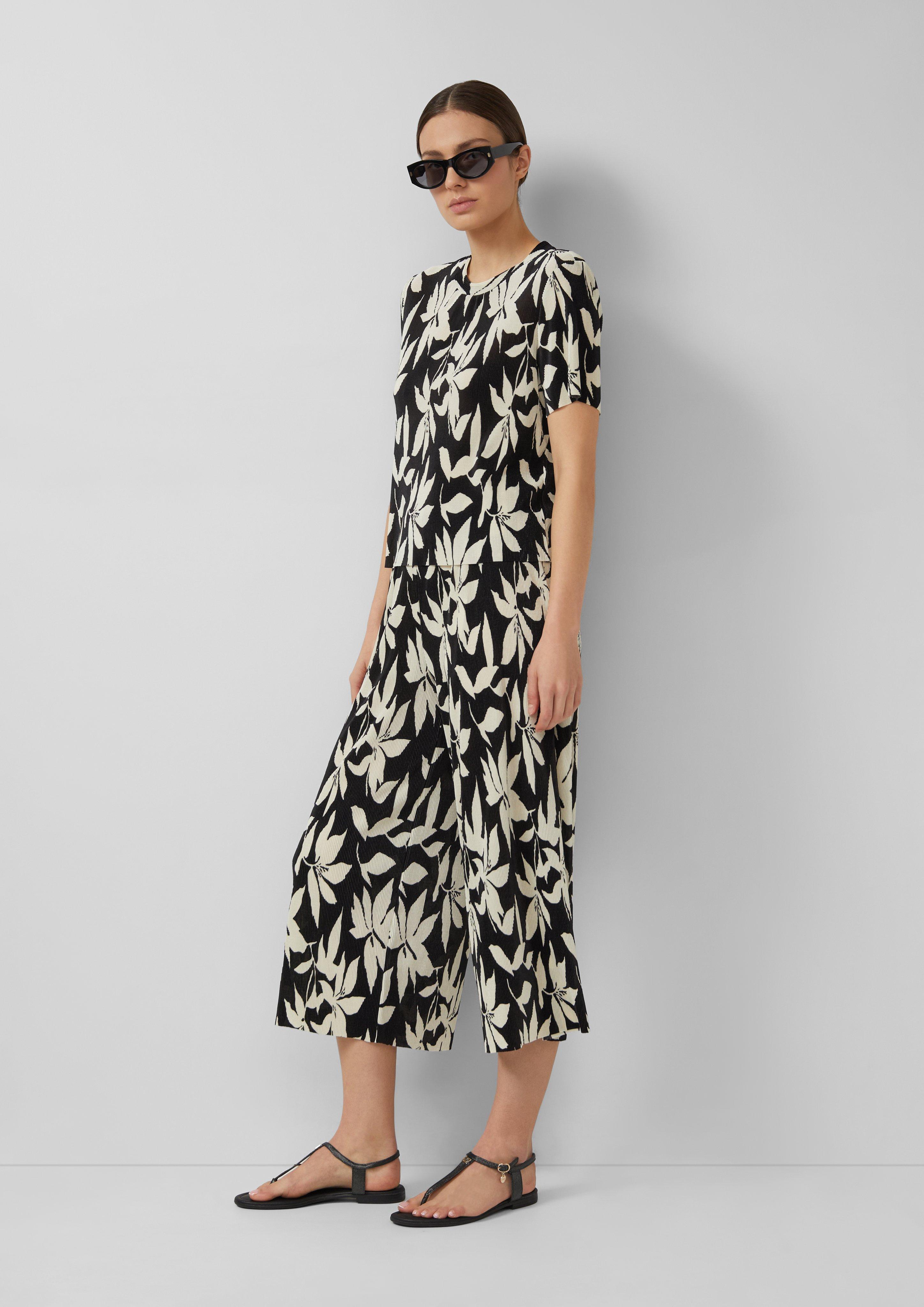 T-Shirt in 99A2 & 9999