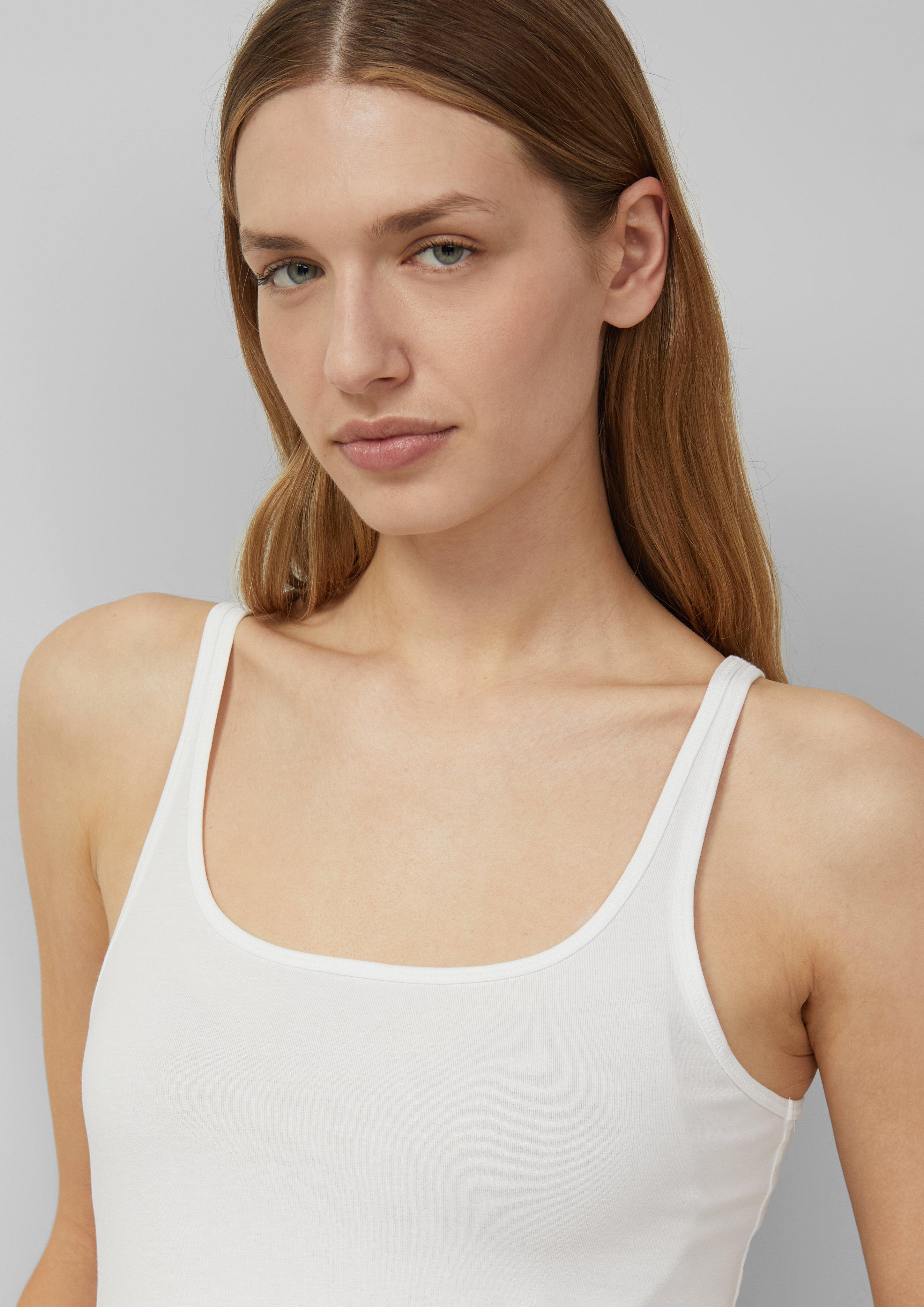 T-Shirt in 0100, 5615, 7900 & 9999