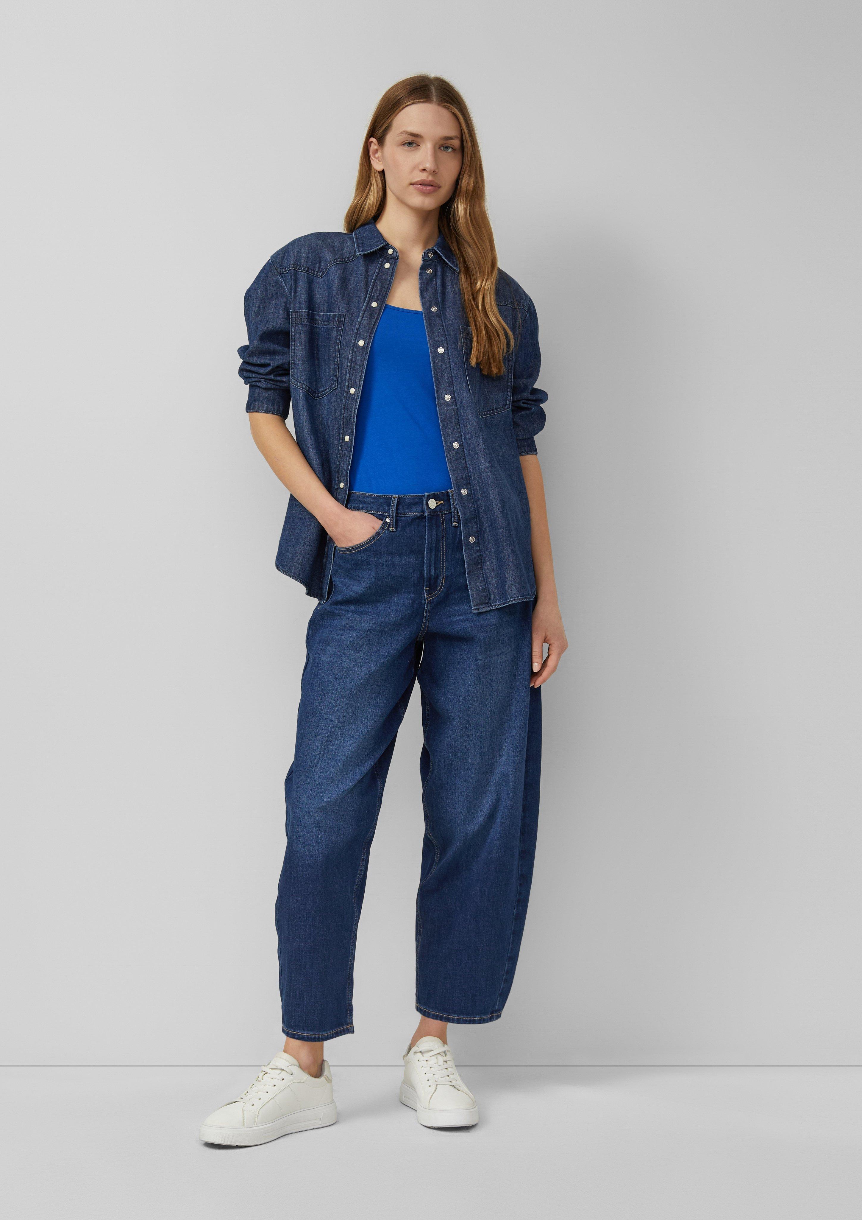 Koszulka w kolorze 5615, 0100, 7900 & 9999