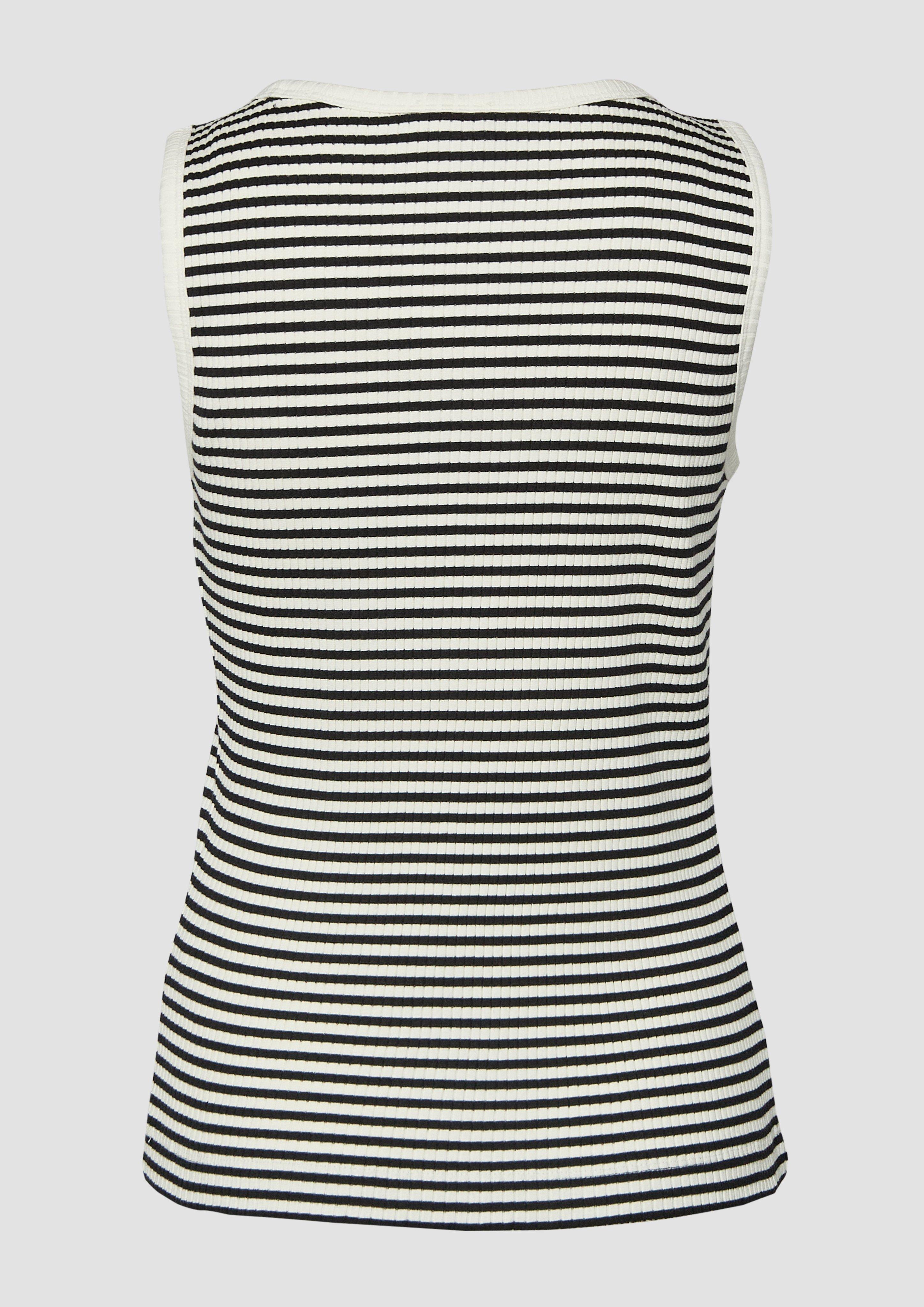 T-Shirt in 99G3 & 56G3