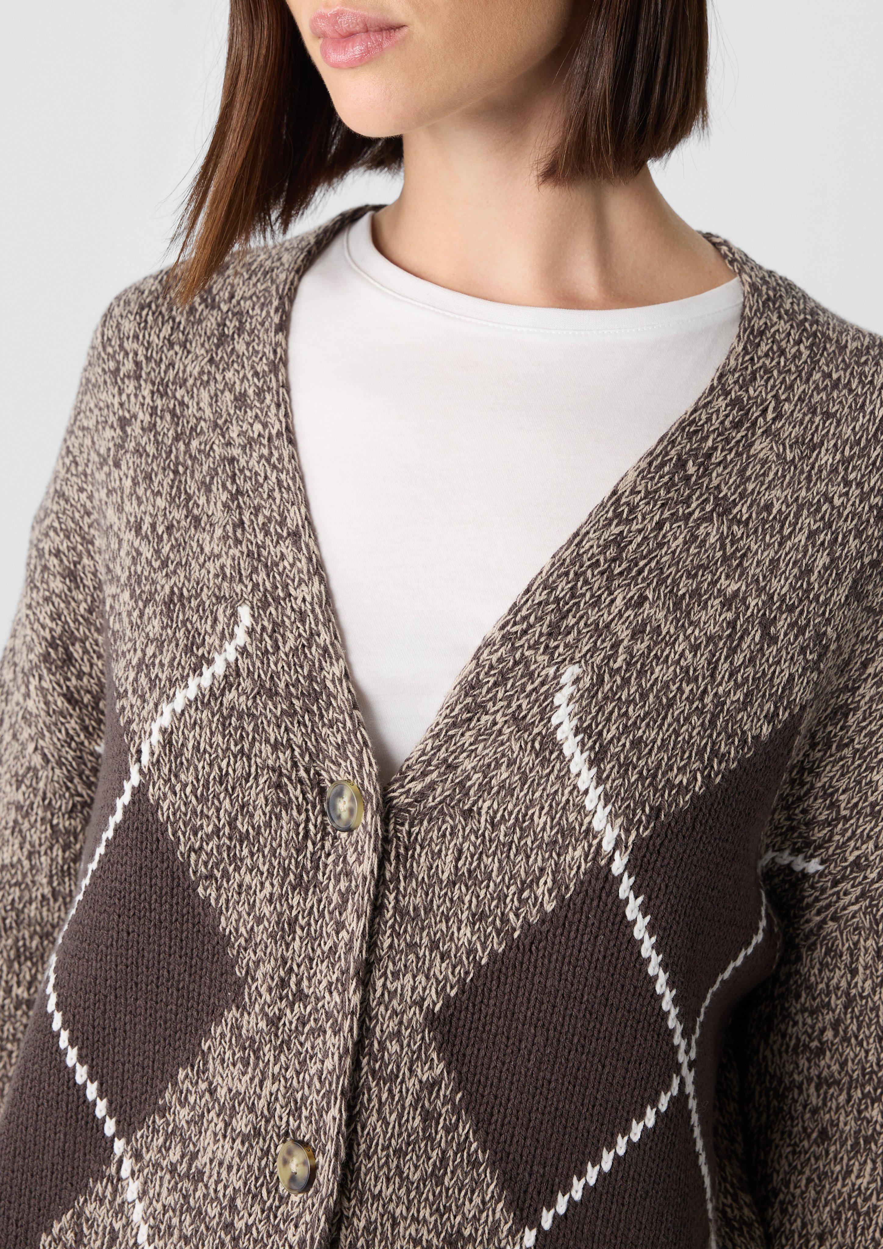 Strickjacke mit Rautenmuster