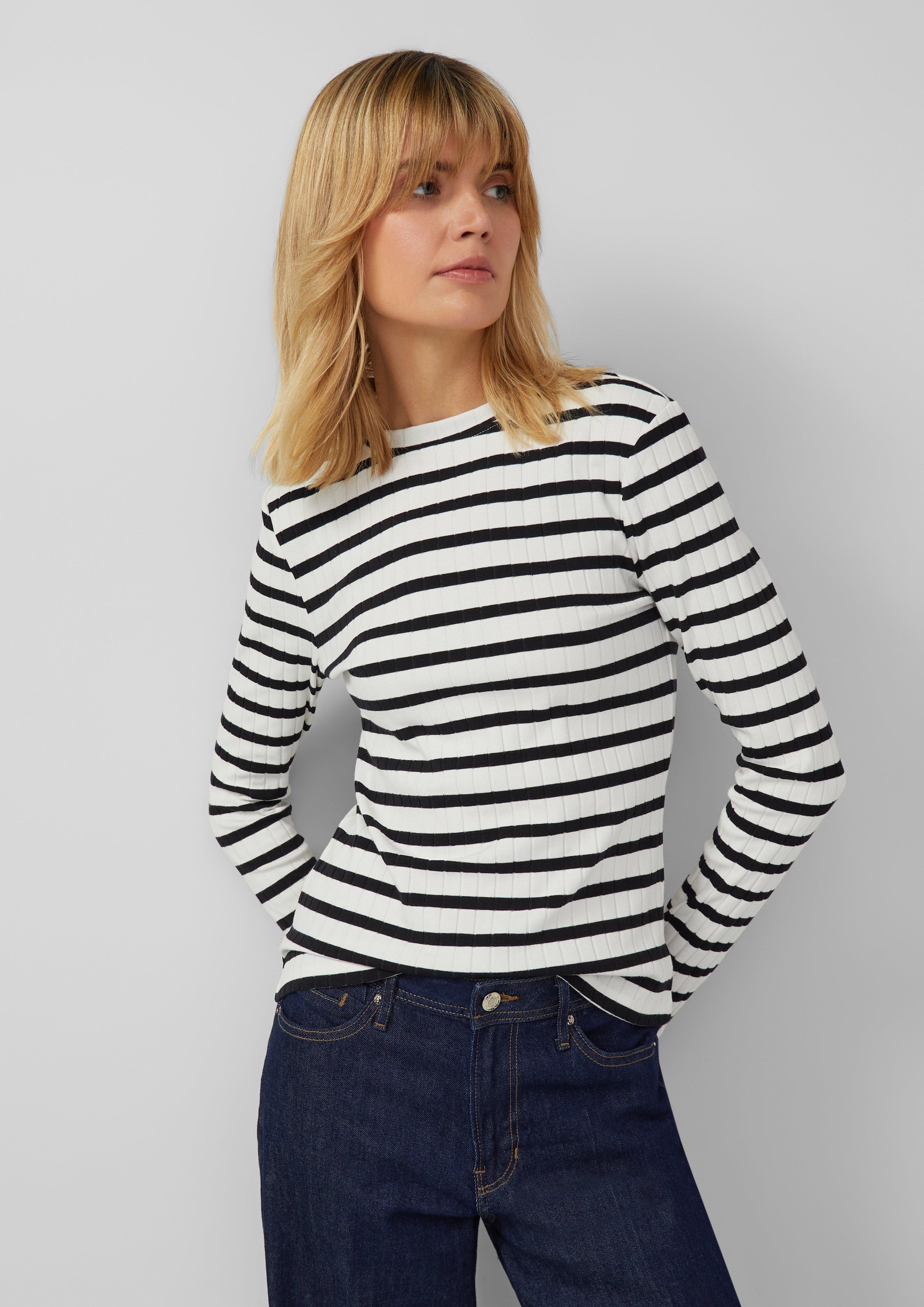 T-shirt in 99G9, 41G9, 0210, 9999 & 88G9