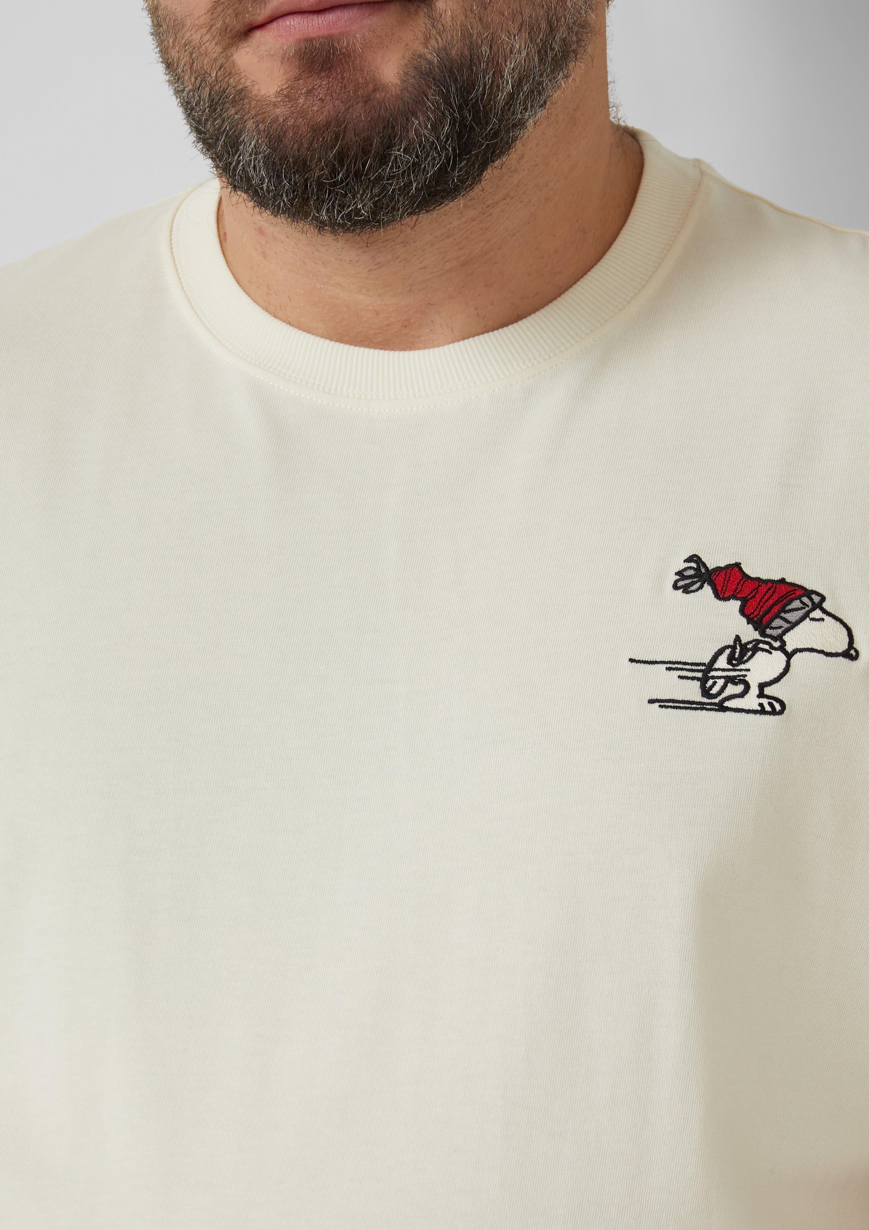 T-shirt in 03D4, 59D5, 79D3, 33D1 & 59D2