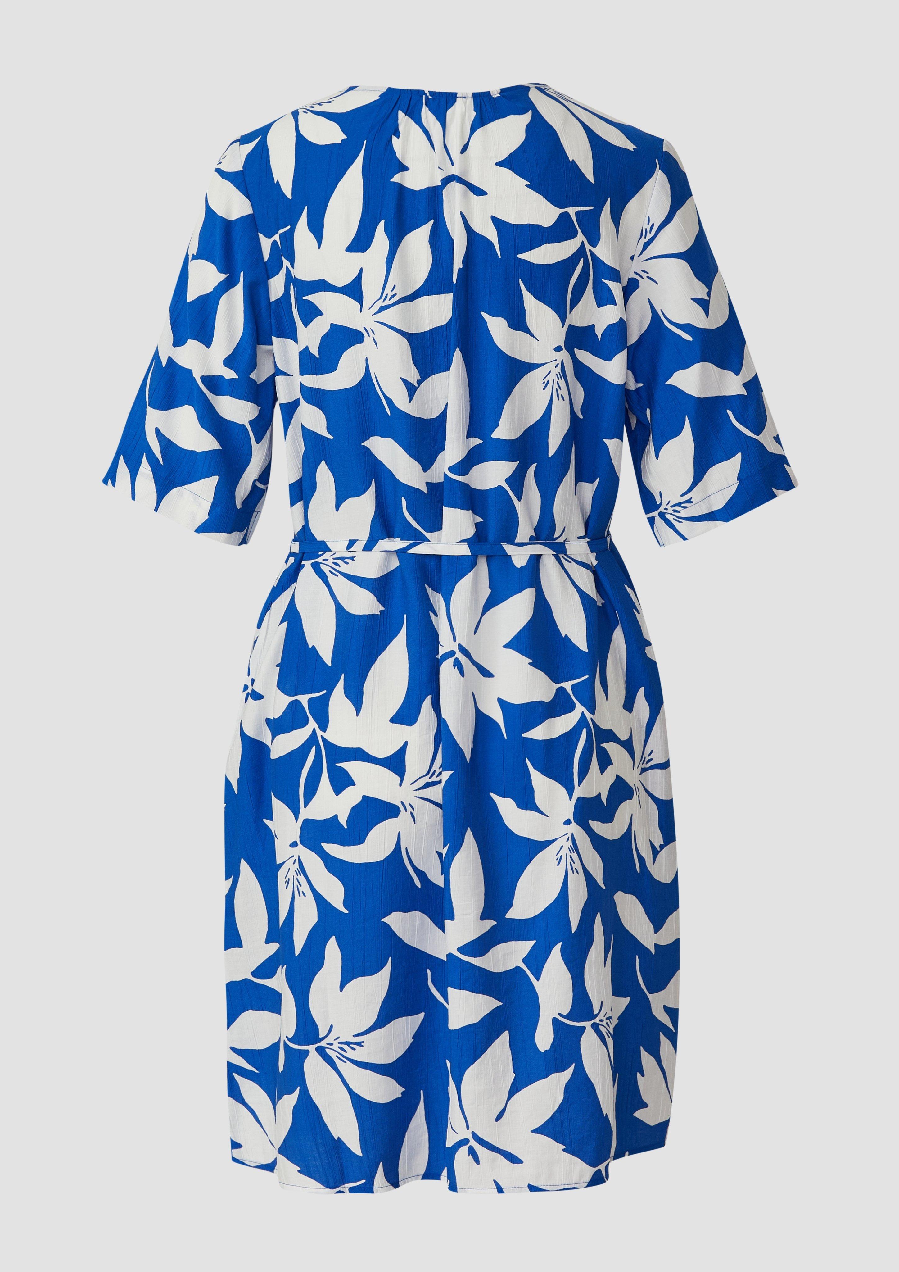 Šaty in 56A2 & 99A2