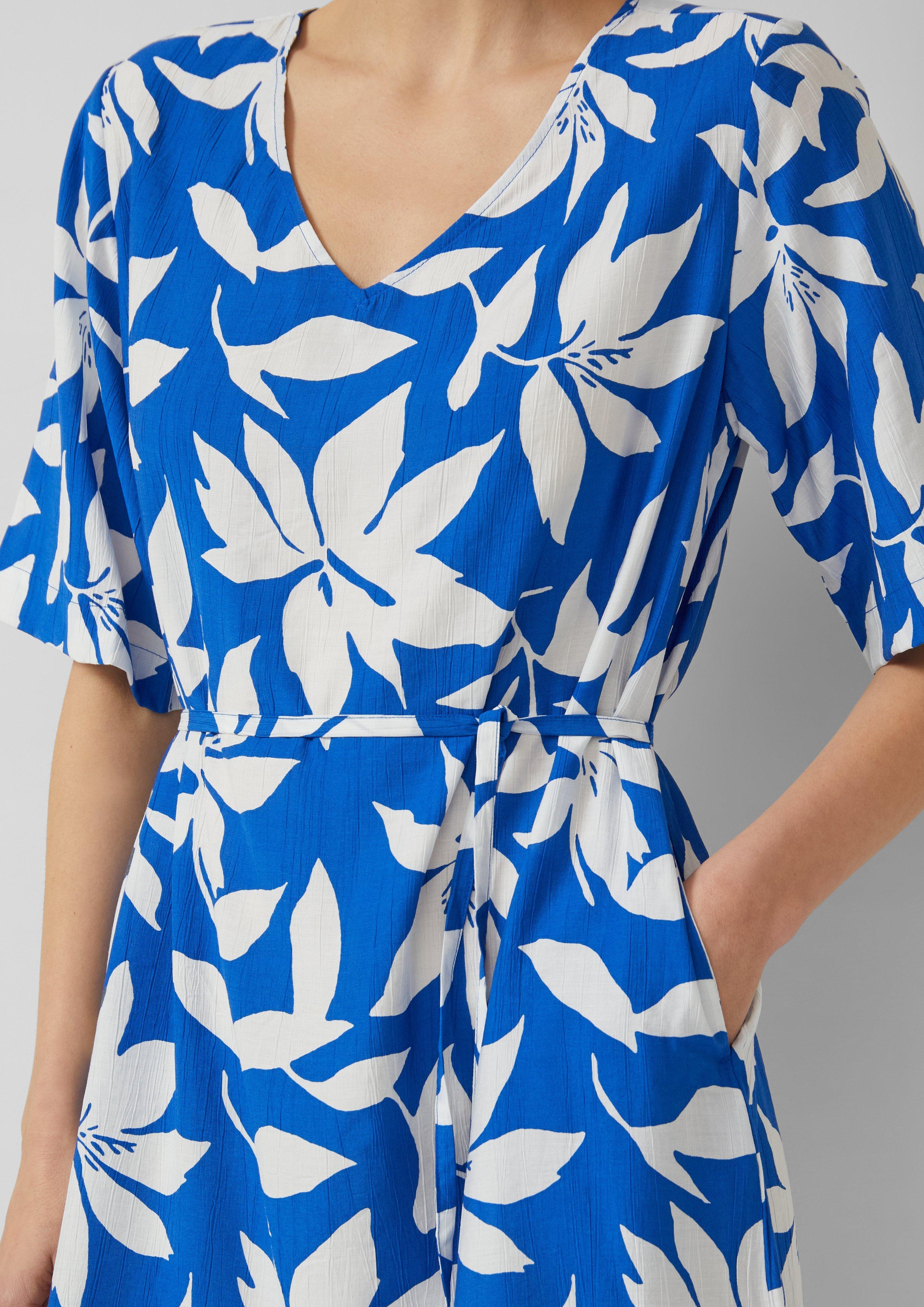 Kleid in 56A2 & 99A2