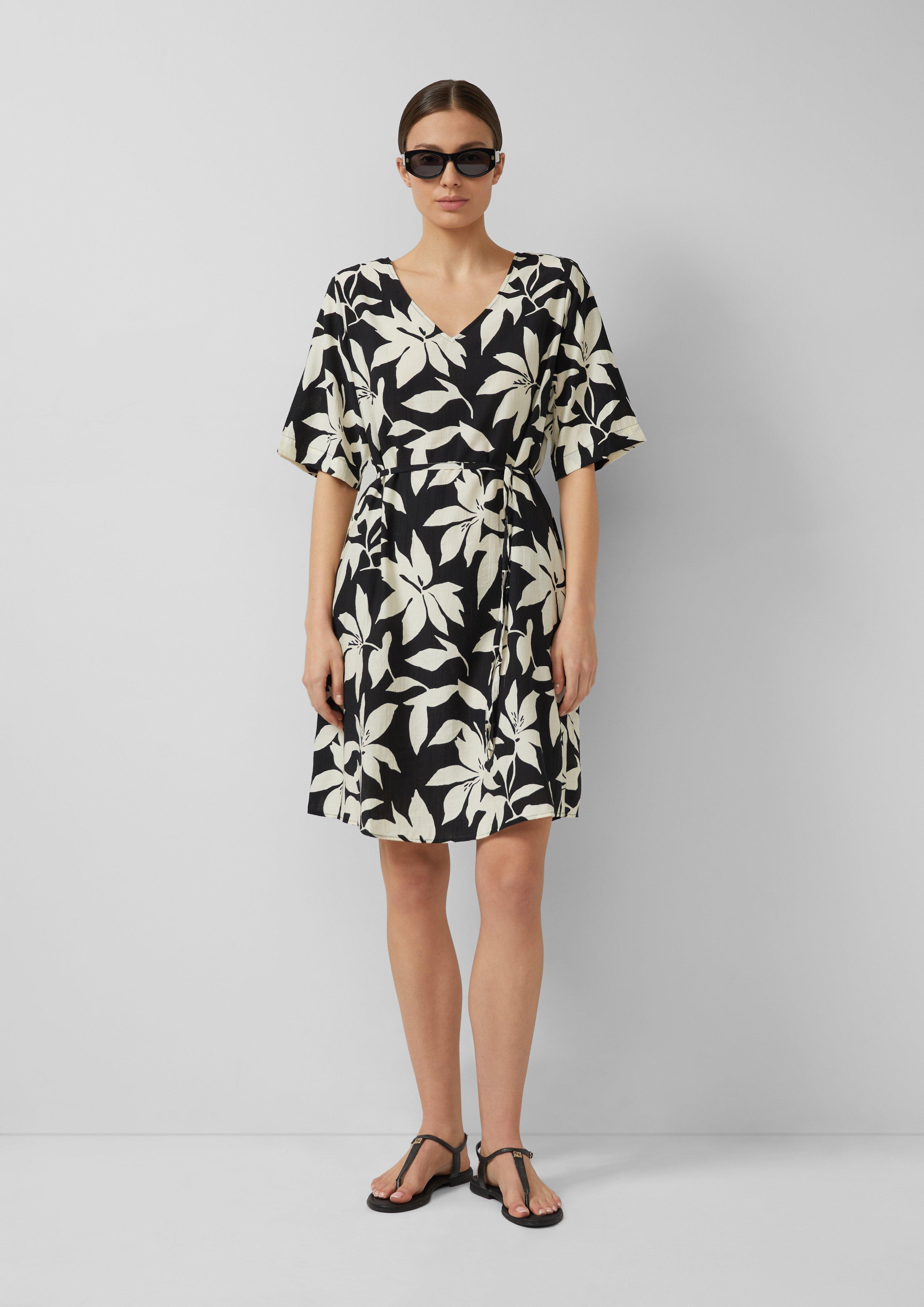 Kleid in 99A2 & 56A2