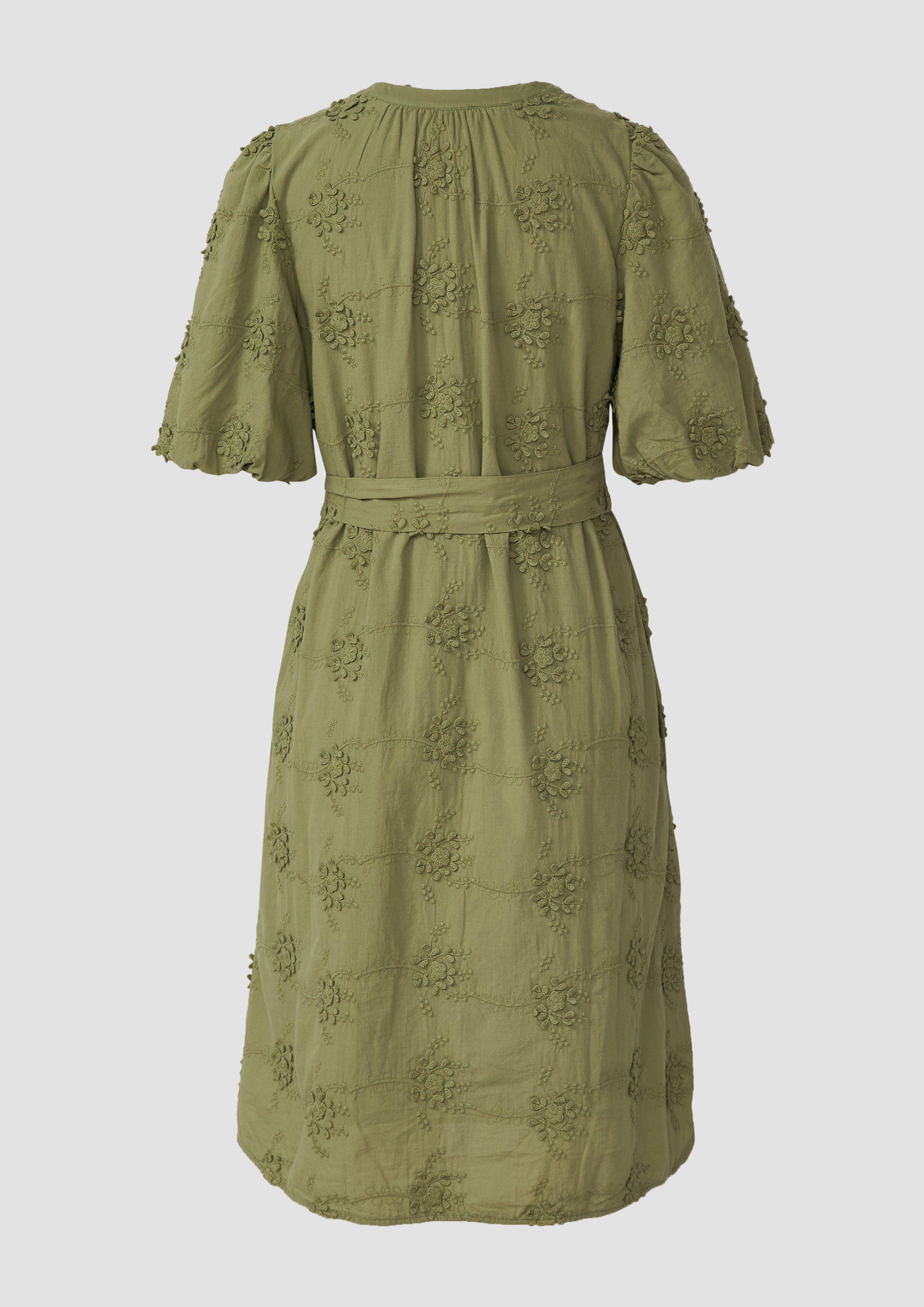 Šaty in 7900 & 0100