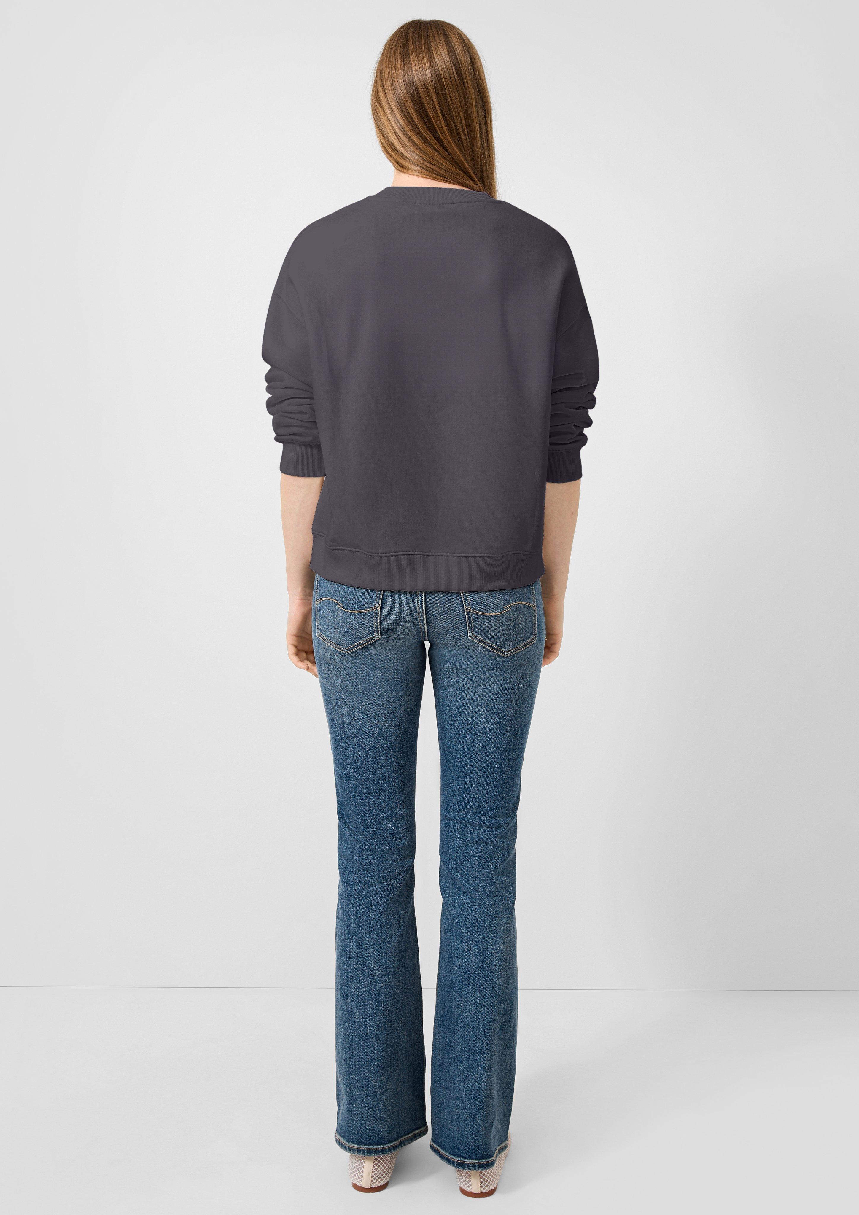 Sweat-shirt in 98D3, 39D2, 44D1 & 02D0