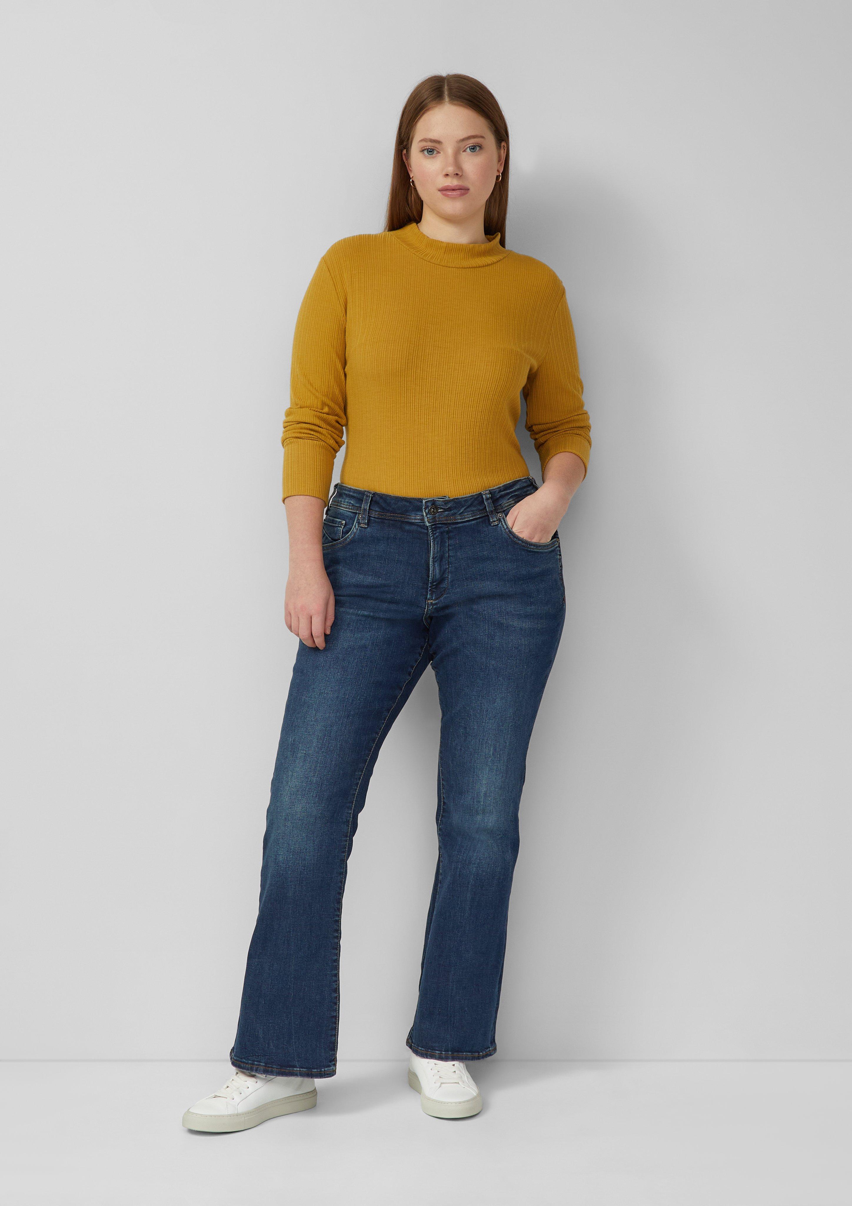 T-Shirt in 8504, 0200, 3900 & 9999