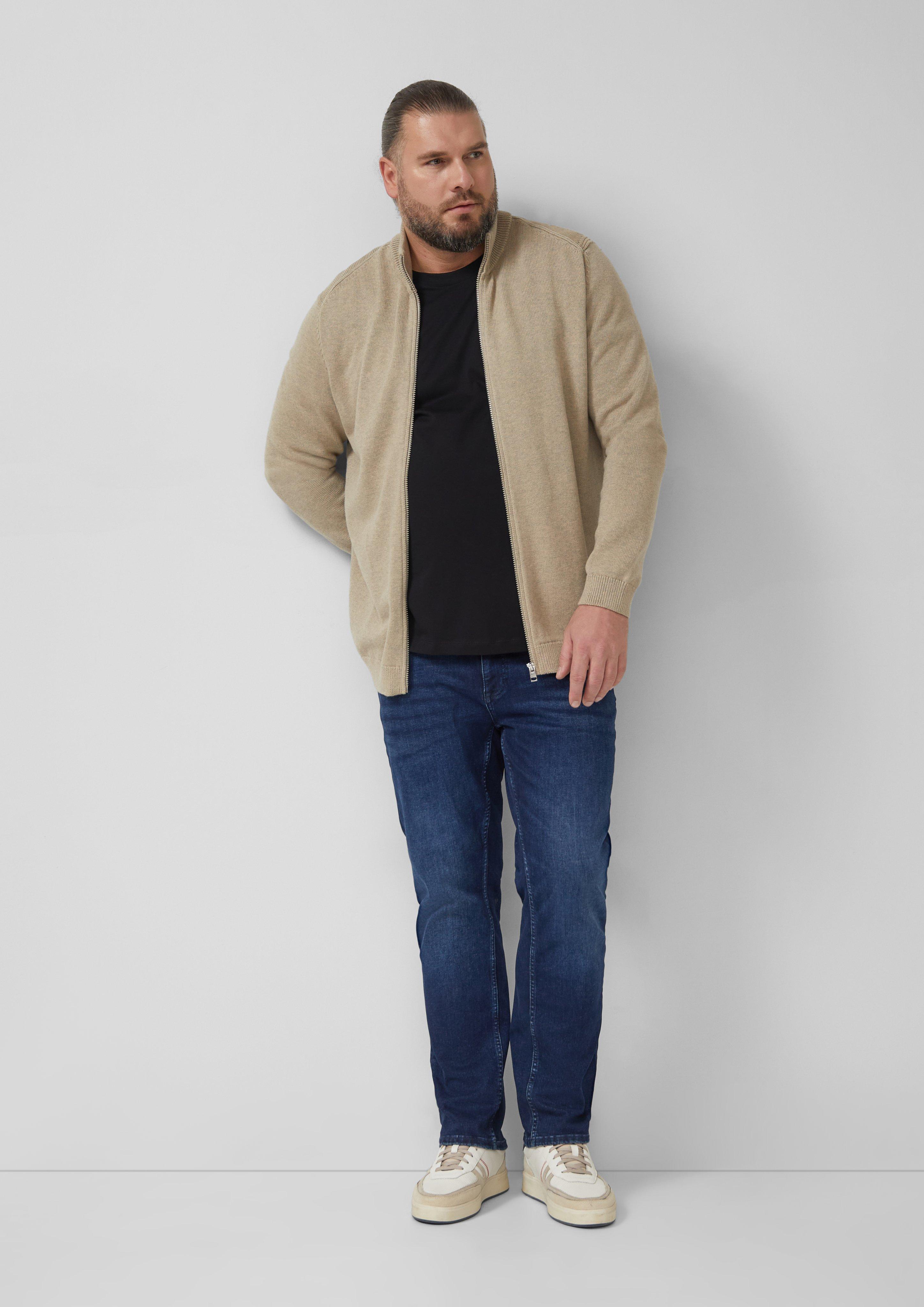 T-Shirt in 99D2, 01D1, 01D2, 39D1, 16D2, 86D2 & 99D1