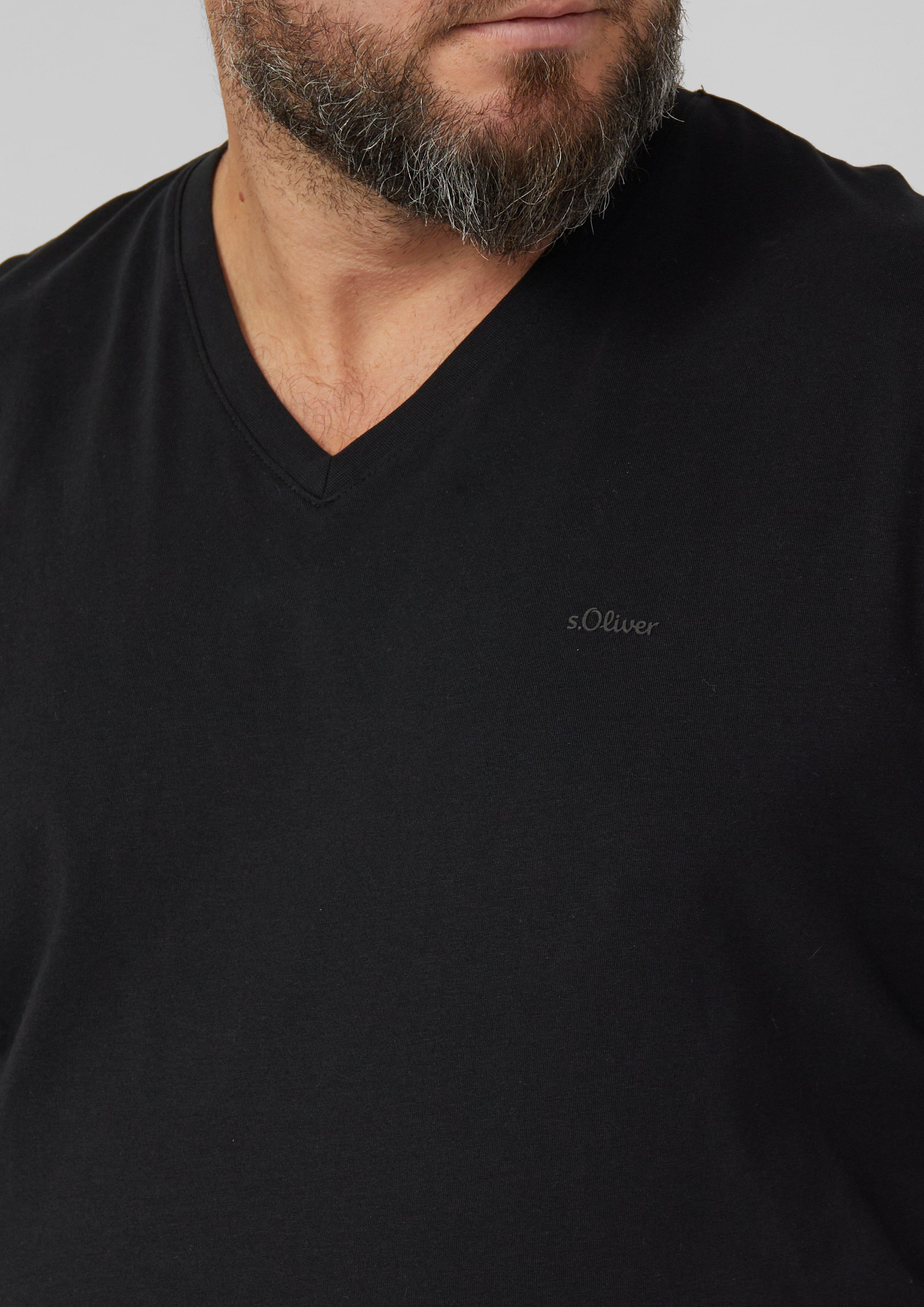 T-shirt in 9999, 5978, 1622, 6244, 7983 & 0100