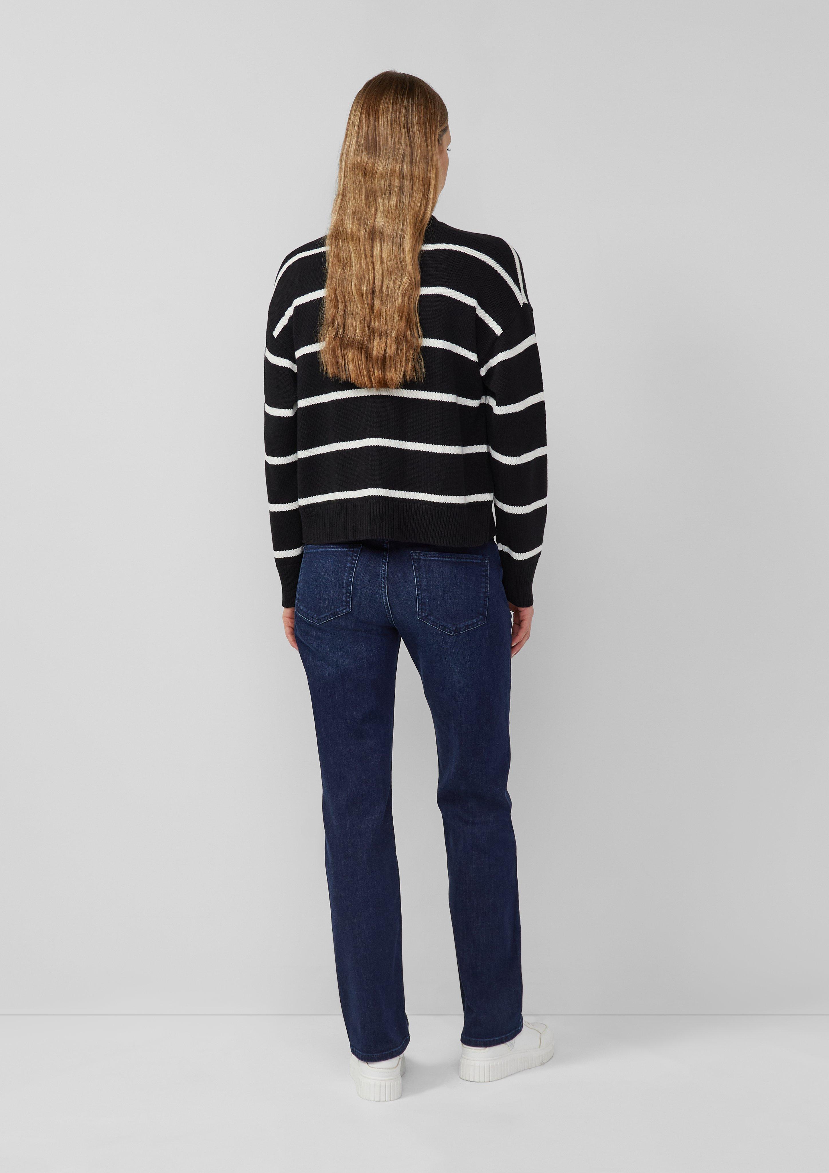 Cardigan in 99X4 & 80X4